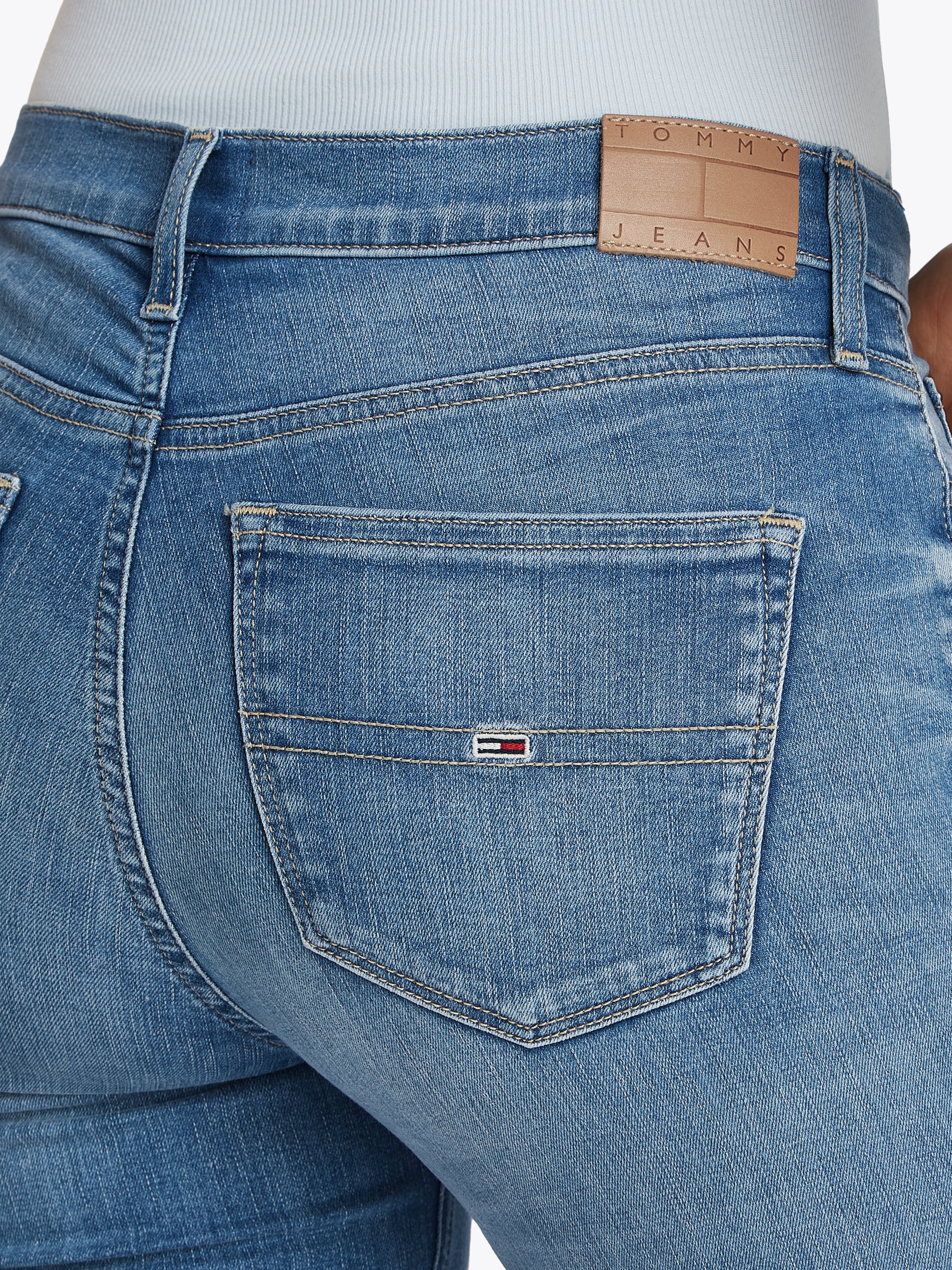 Tommy Jeans Skinny-fit-Jeans "NORA MR SKNY AH1280", mit Waschung, mit Logo- günstig online kaufen