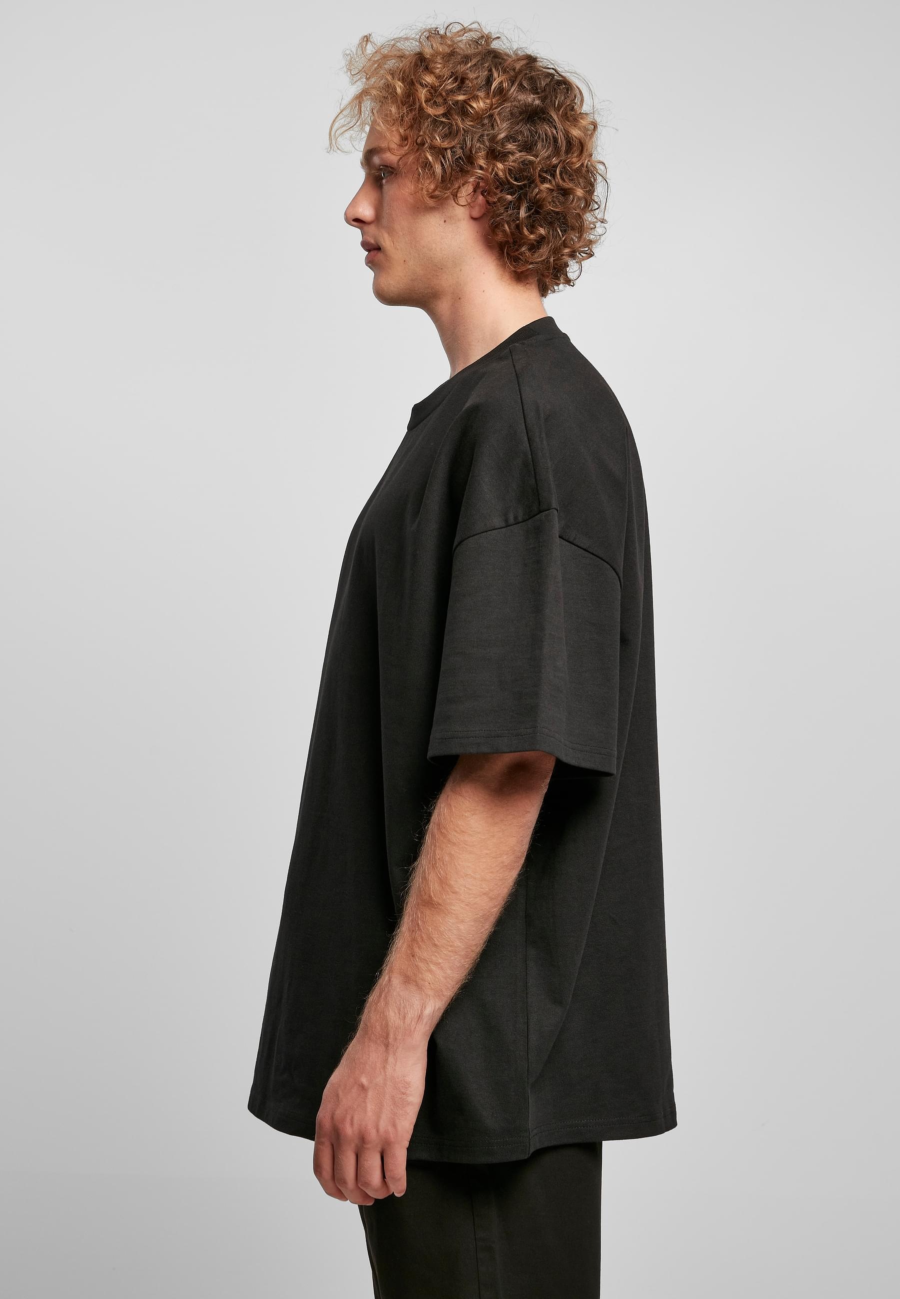 URBAN CLASSICS T-Shirt »Urban Classics Herren Ultra Heavy Oversized Tee«, (1 tlg.)