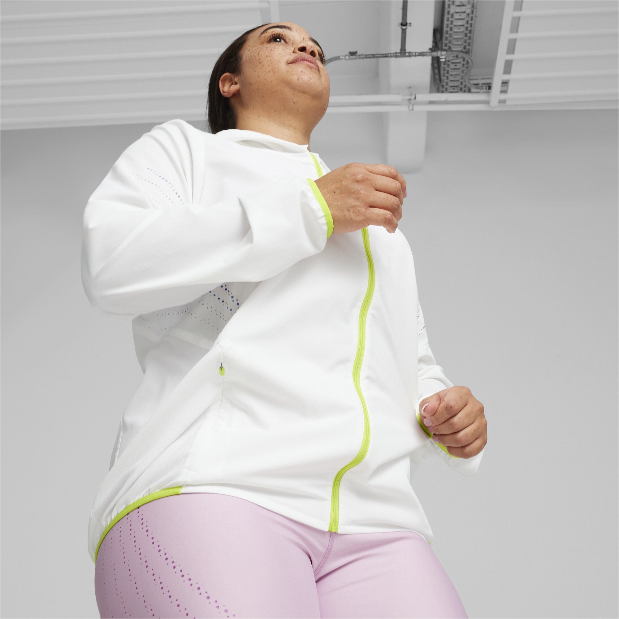 PUMA Laufjacke »RUN ULTRAWEAVE Laufjacke Damen«