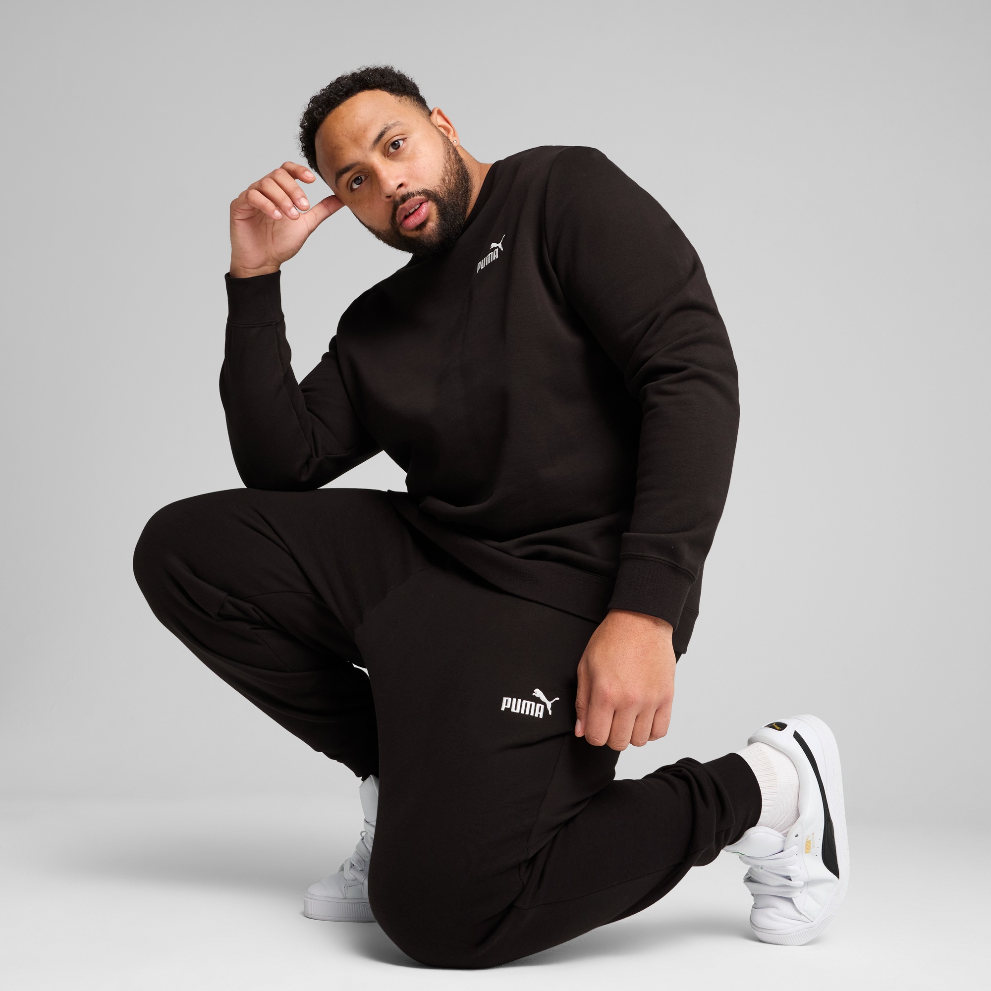 Thumbnail - PUMA Langarmshirt "ESS SMALL NO. 1 LOGO CREW FL" mit Rundhalsausschnitt, sportlicher Stil, gerippte Bündchen und Saum