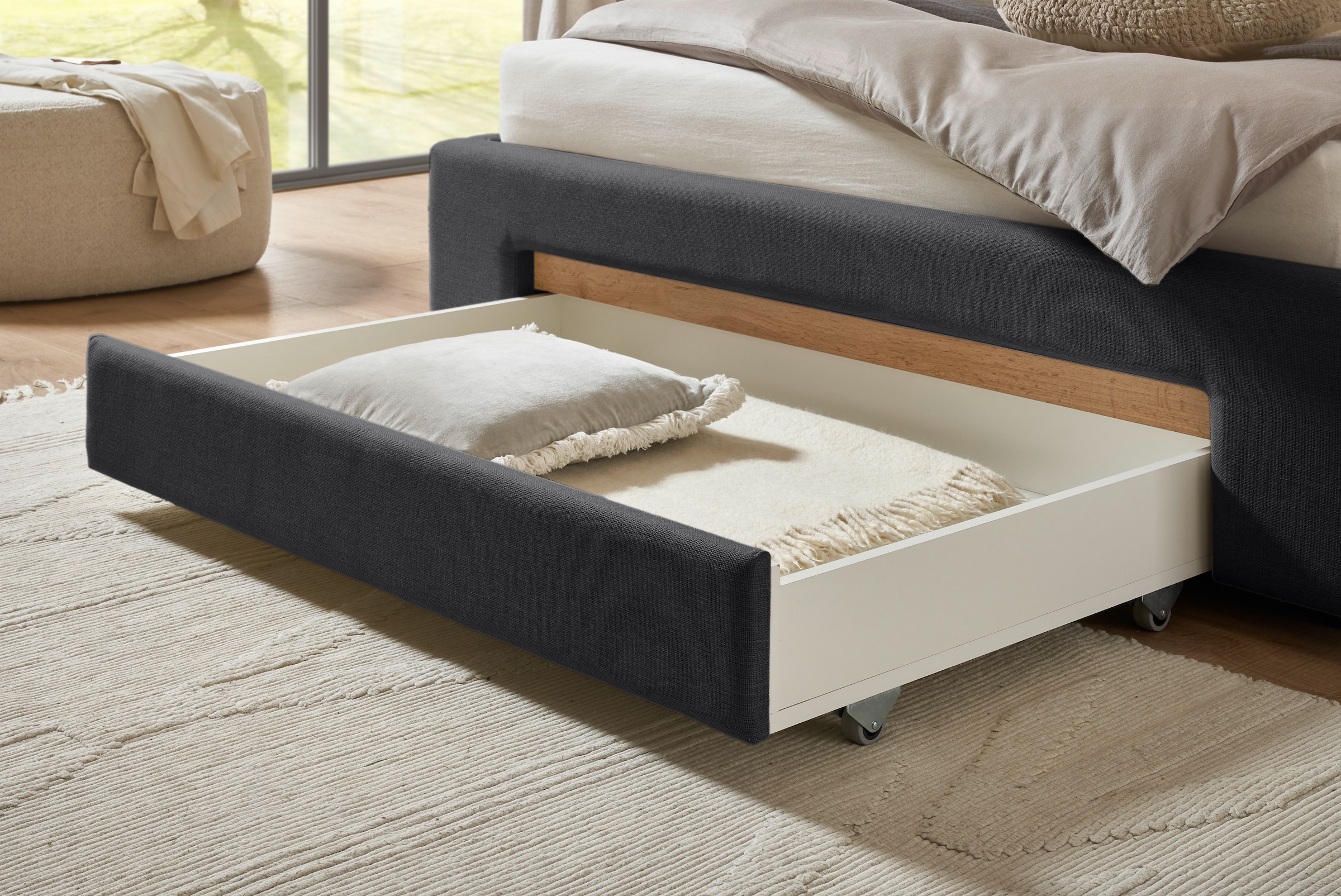 INOSIGN Polsterbett »CiTY/GiRON, Bettgestell mit Bettkasten, gepolstertes Stauraumbett«, mit Hundebett oder Stauraumschublade, Bezug Cord-oder Leinenoptik