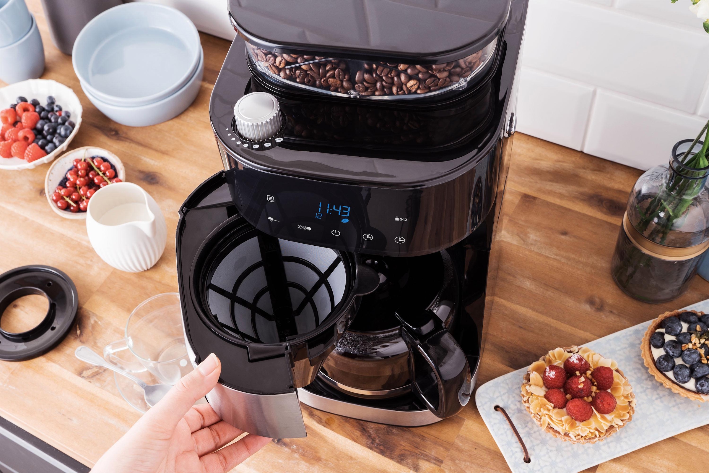 Gastroback Kaffeemaschine mit Mahlwerk »Grind & Brew Pro 42711«, 1,5 l Kaffeekanne, Permanentfilter