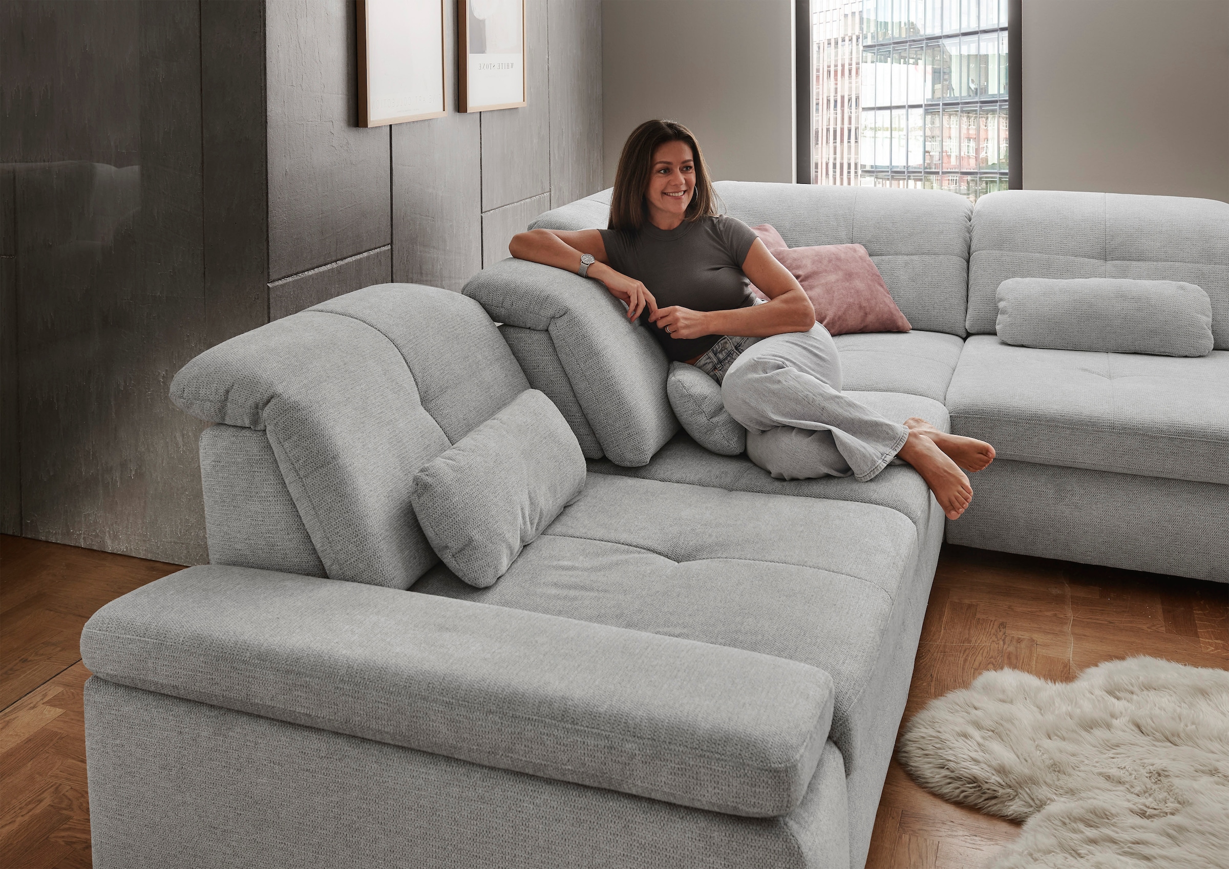 Die PlanBar Ecksofa »MP-IN16012 L-Form mit Federkern-Polsterung« inkl. Sitztiefenverstellung, optional mit Funktionen,