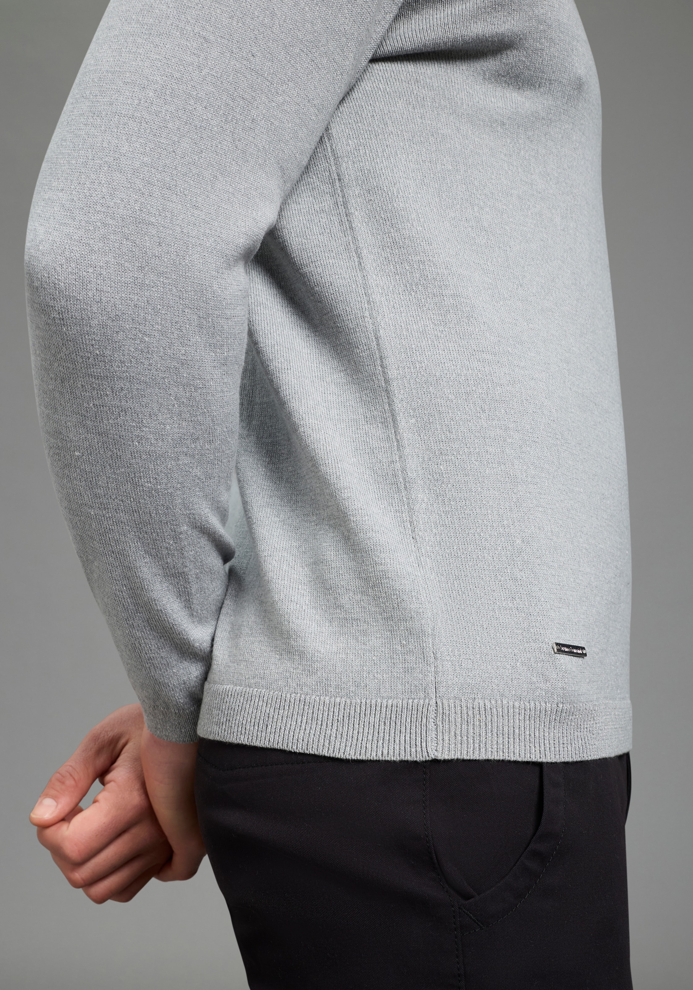 Bruno Banani Rundhalspullover aus Baumwolle, mit Rundhalsausschnitt, Langarm, melierte Optik