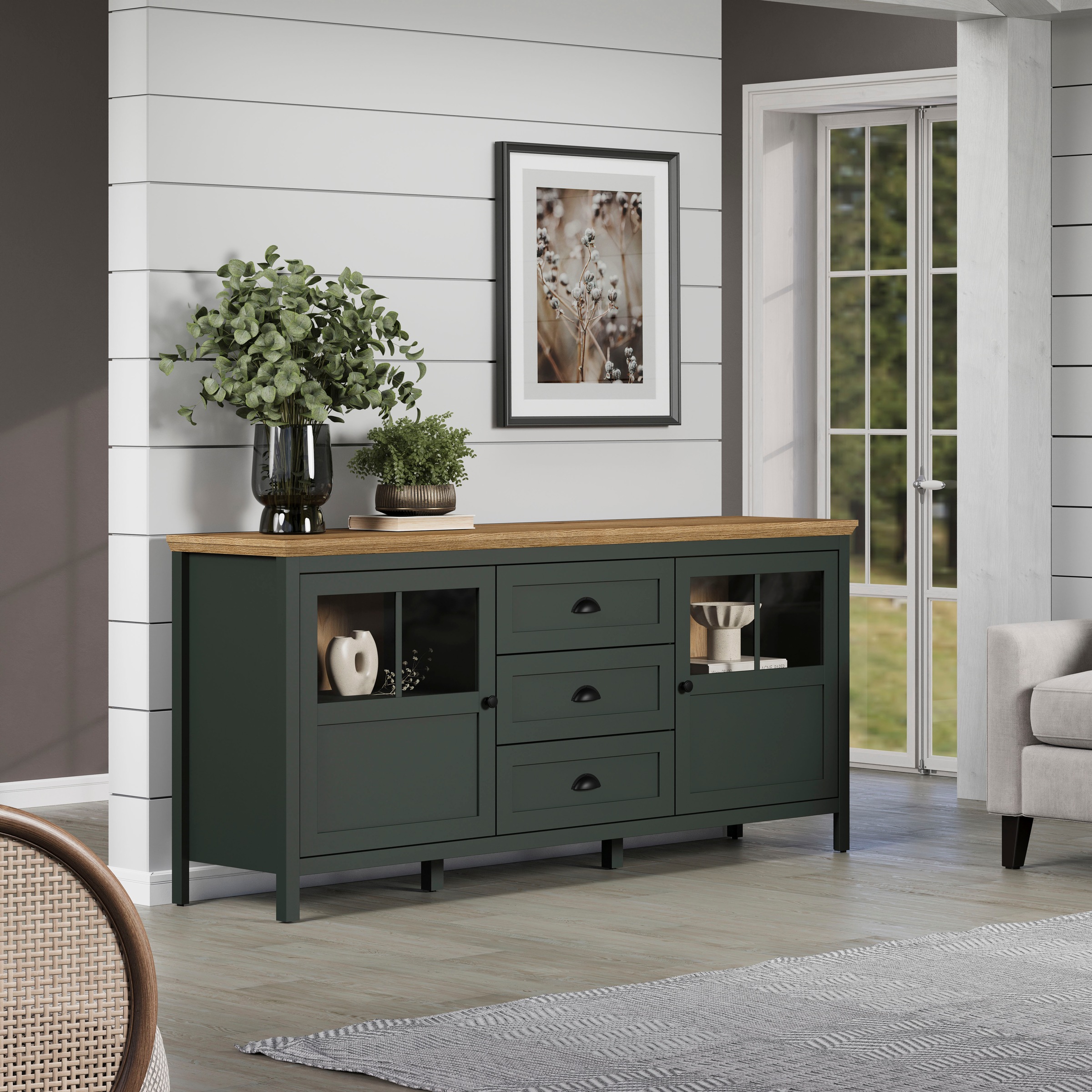 Home affaire Sideboard »Vienna«, Kommode im Landhausstil mit Muschelgriffen und Glastüren