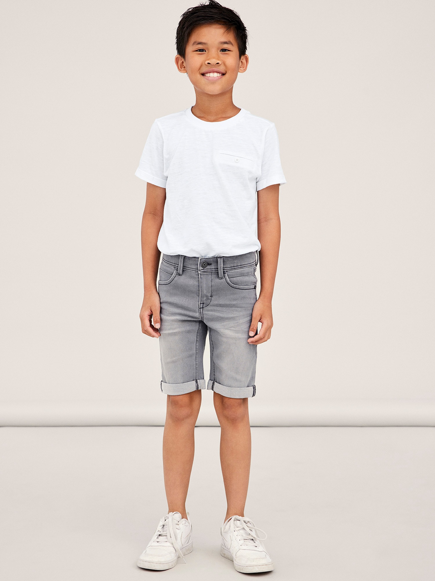 Name It Jeansshorts "Nkmsilas Slim Dnm L Short" Baumwollmischung, Stretch, Umschlagsaum