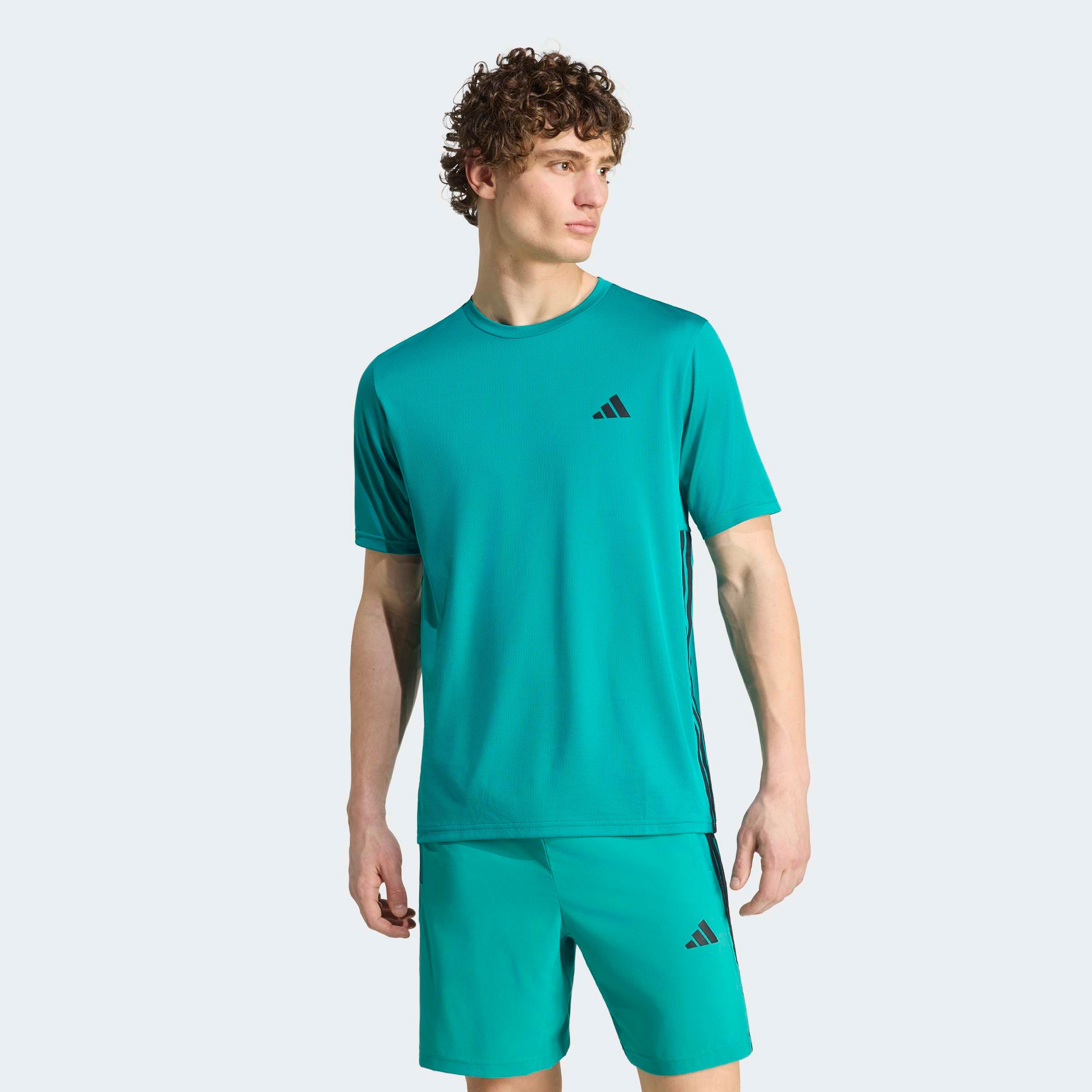 Herren T-Shirt "WORKOUT ESSENTIALS BASE 3-STREIFEN", grün, Gr. XL, ADIDAS PERFORMANCE, Obermaterial: 100% Polyester, Shirts