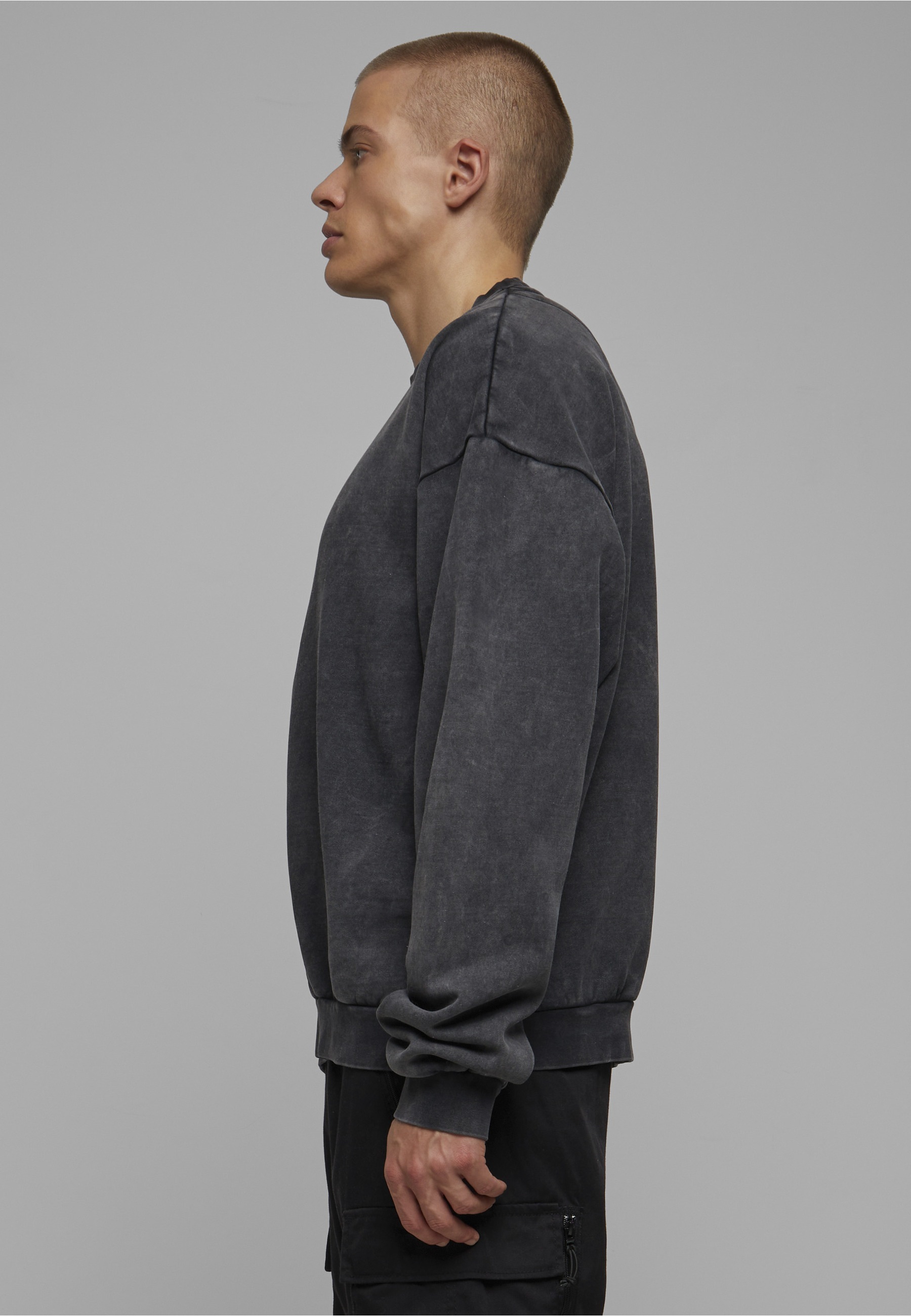 URBAN CLASSICS Sweater »Urban Classics Herren Acid Washed Crew«, 1 Stk.
