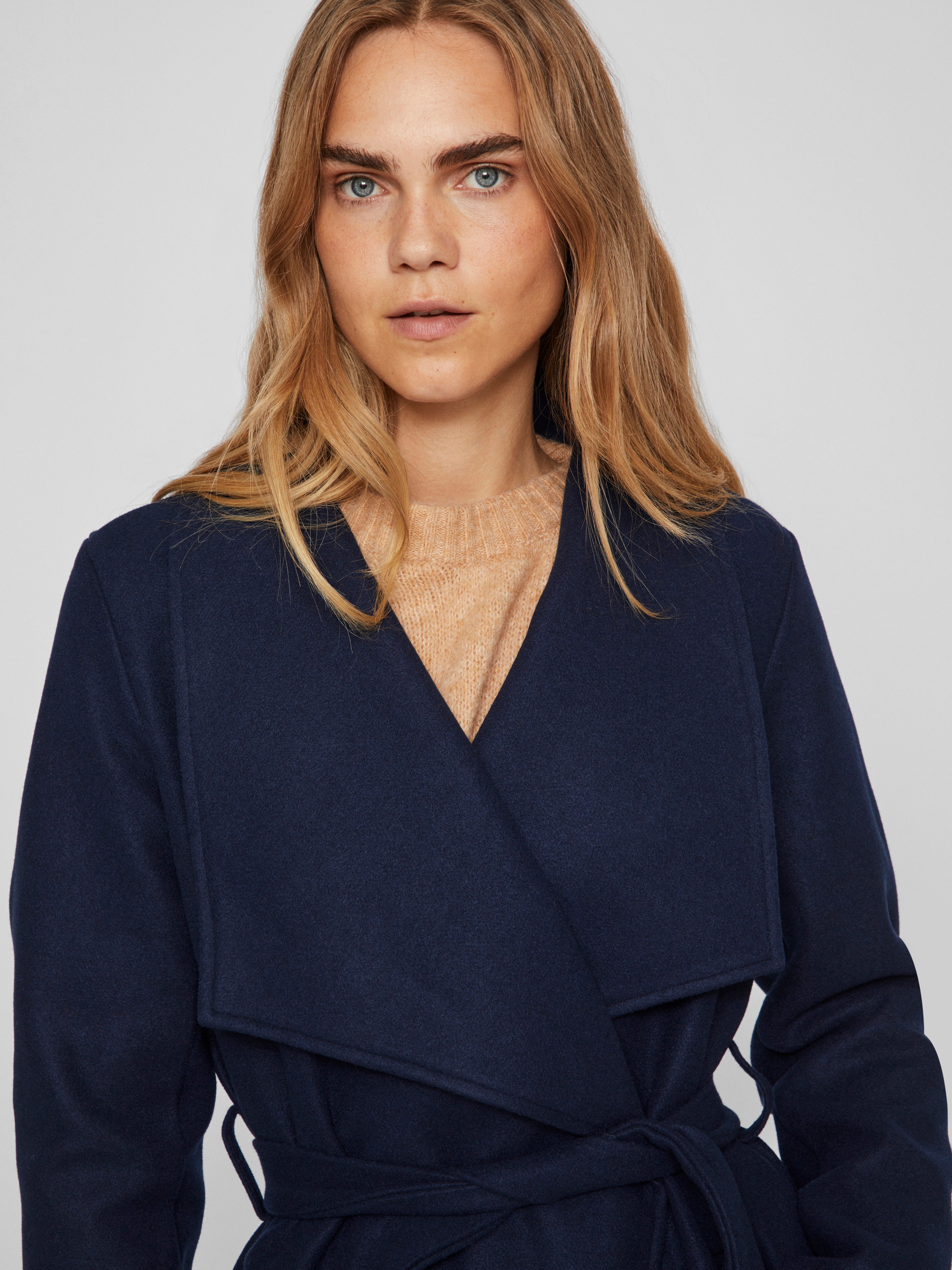 Thumbnail - Vila Kurzmantel "VICOOLEY COLLAR BELT COAT - NOOS"