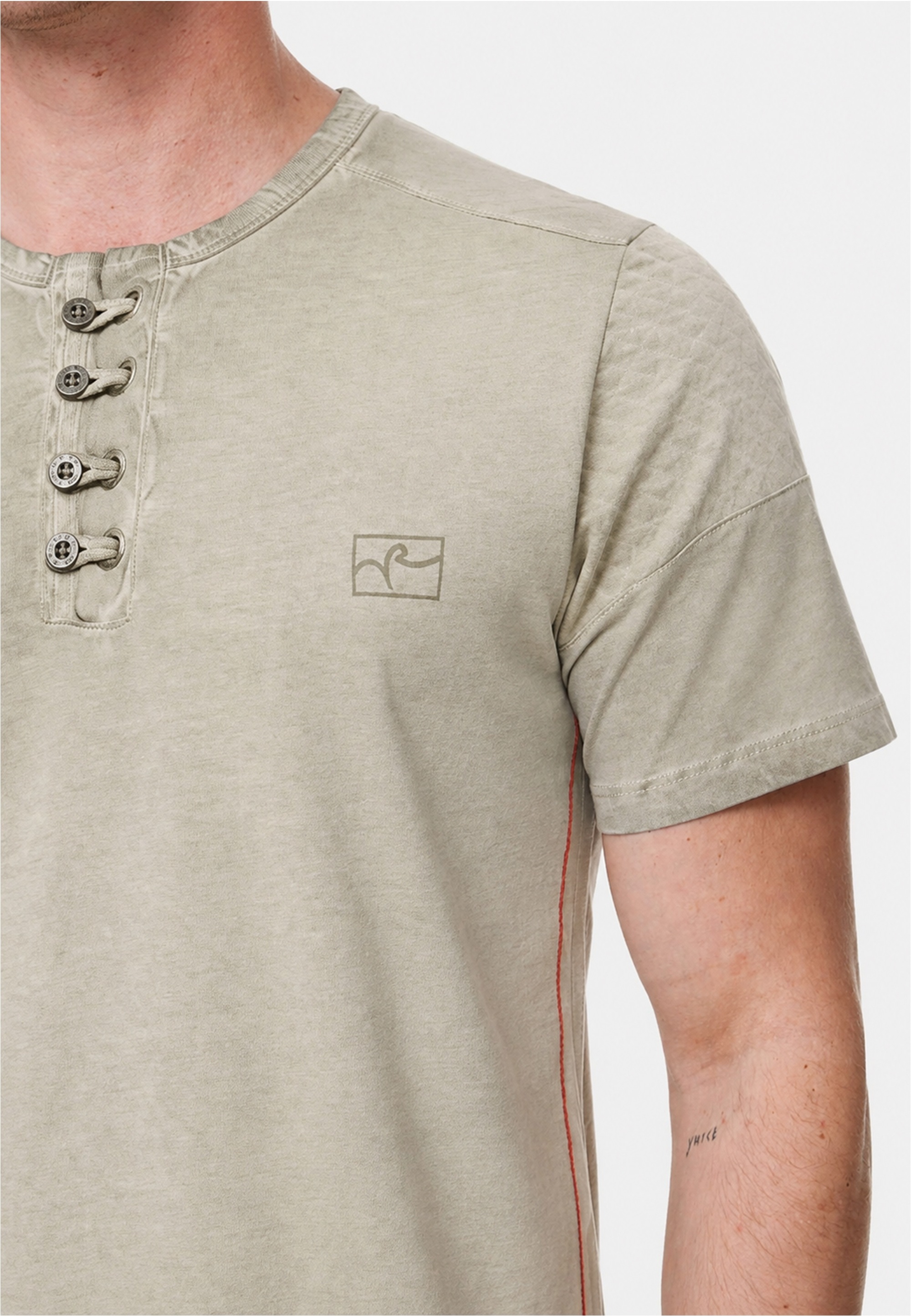 Rusty Neal T-Shirt »15350« mit Henley-Knopfleiste