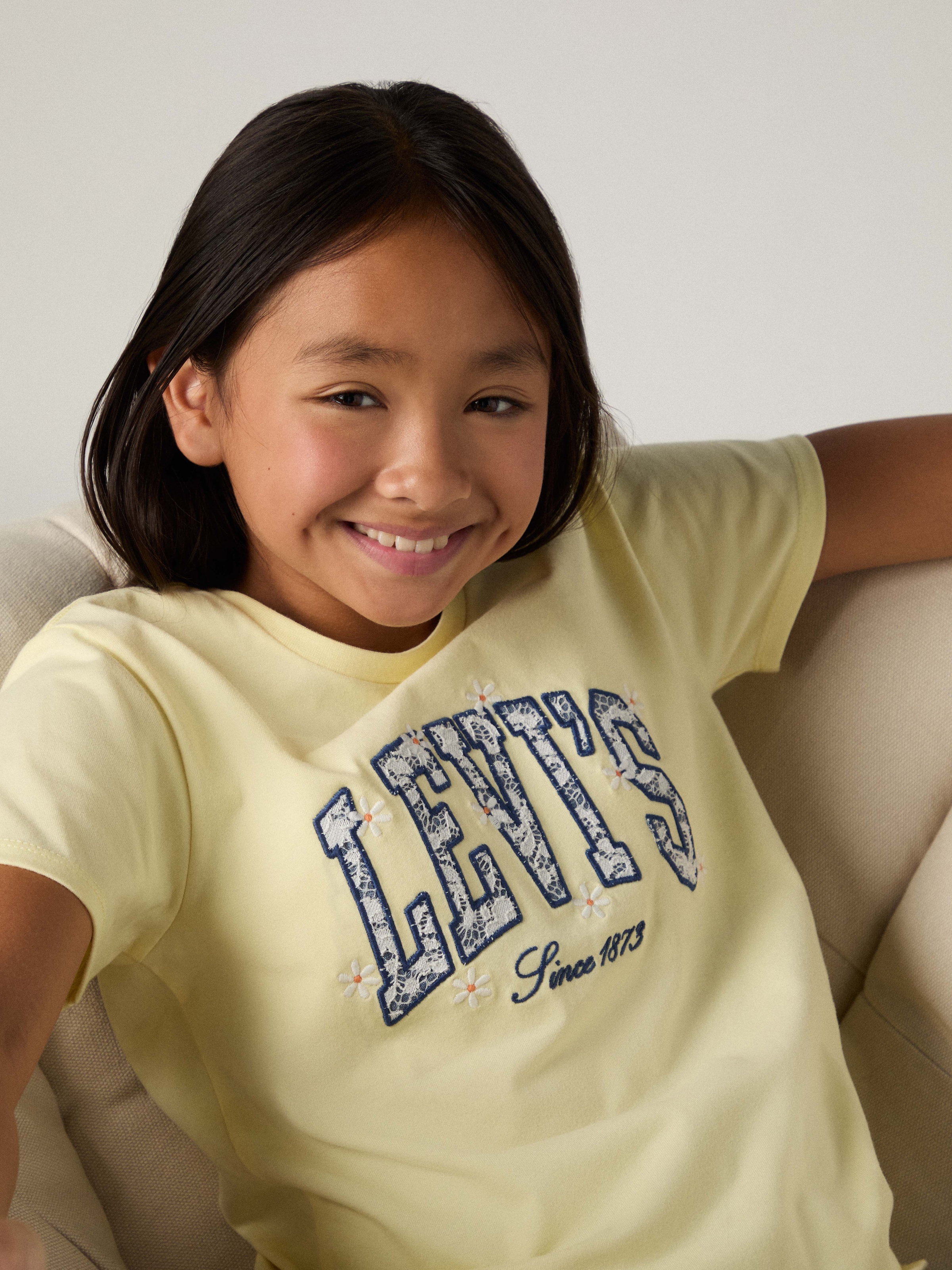 Levi's® Kids T-Shirt »LVG LEVIS CHAMBRAY APPLIQUE TO« for Girls, mit Logo-Stickerei