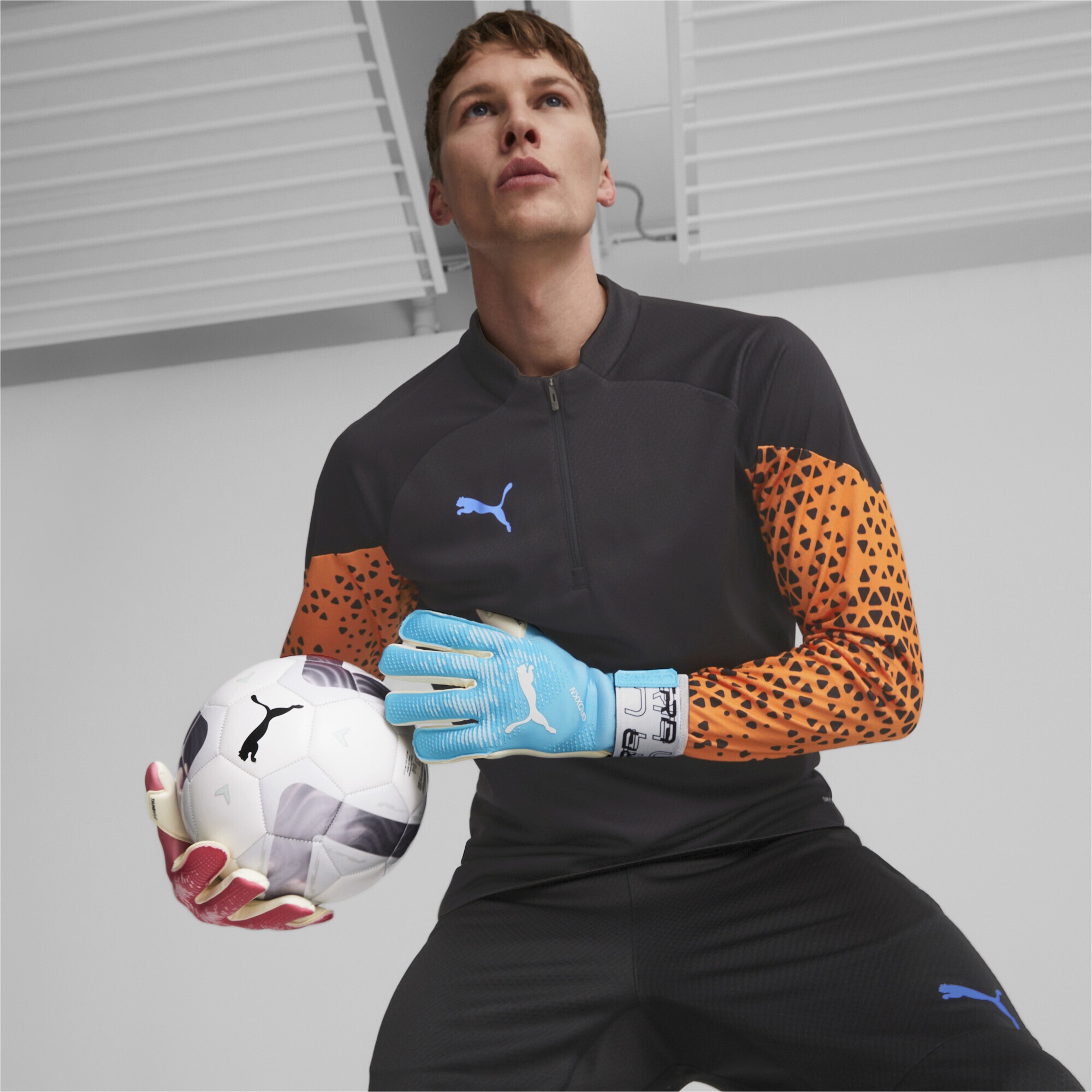 PUMA Torwarthandschuhe »ULTRA Grip 1 Tricks Hybrid Torwarthandschuhe Herren«