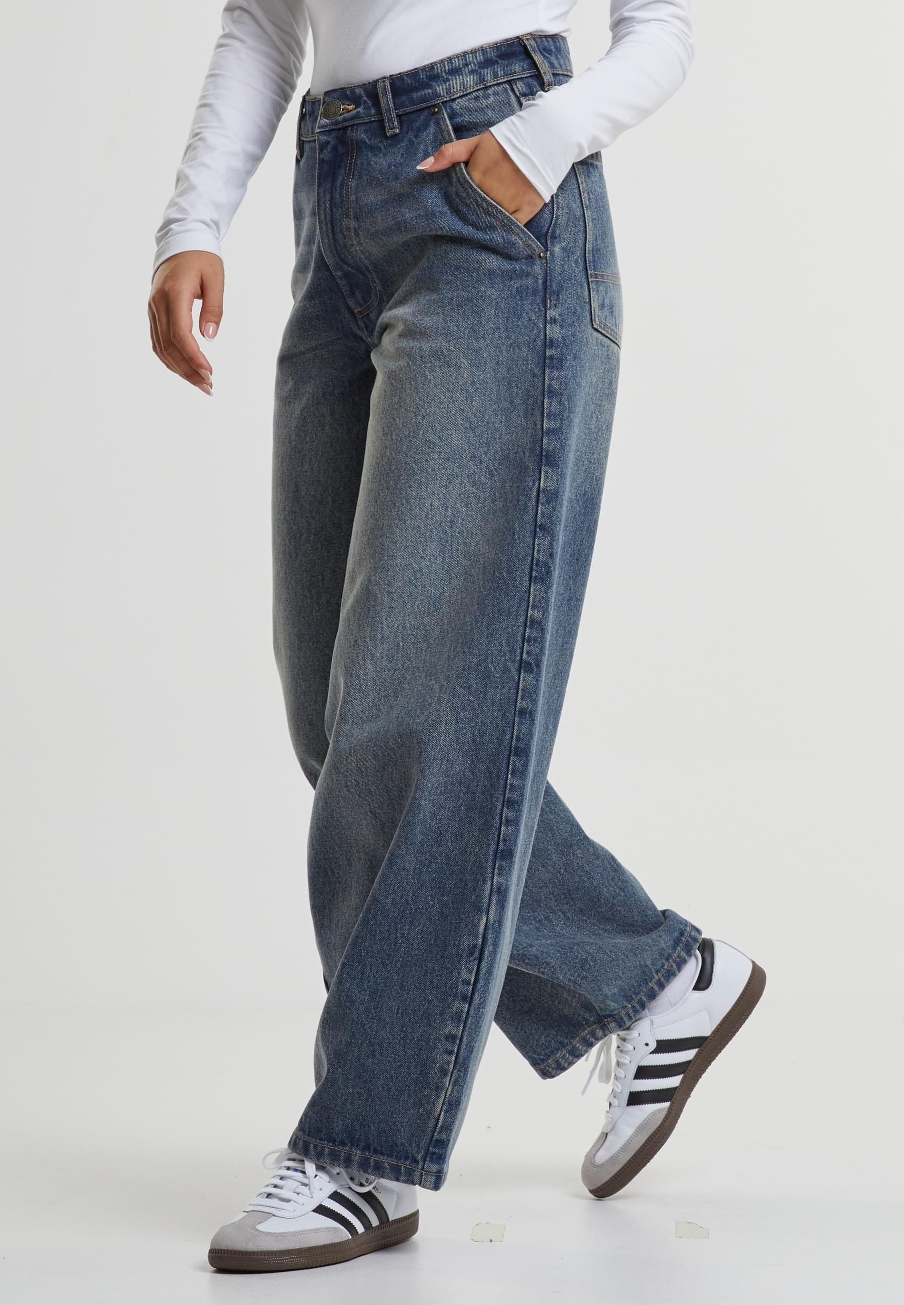 URBAN CLASSICS Bequeme Jeans »Urban Classics Ladies Tapered Baggy Jeans«
