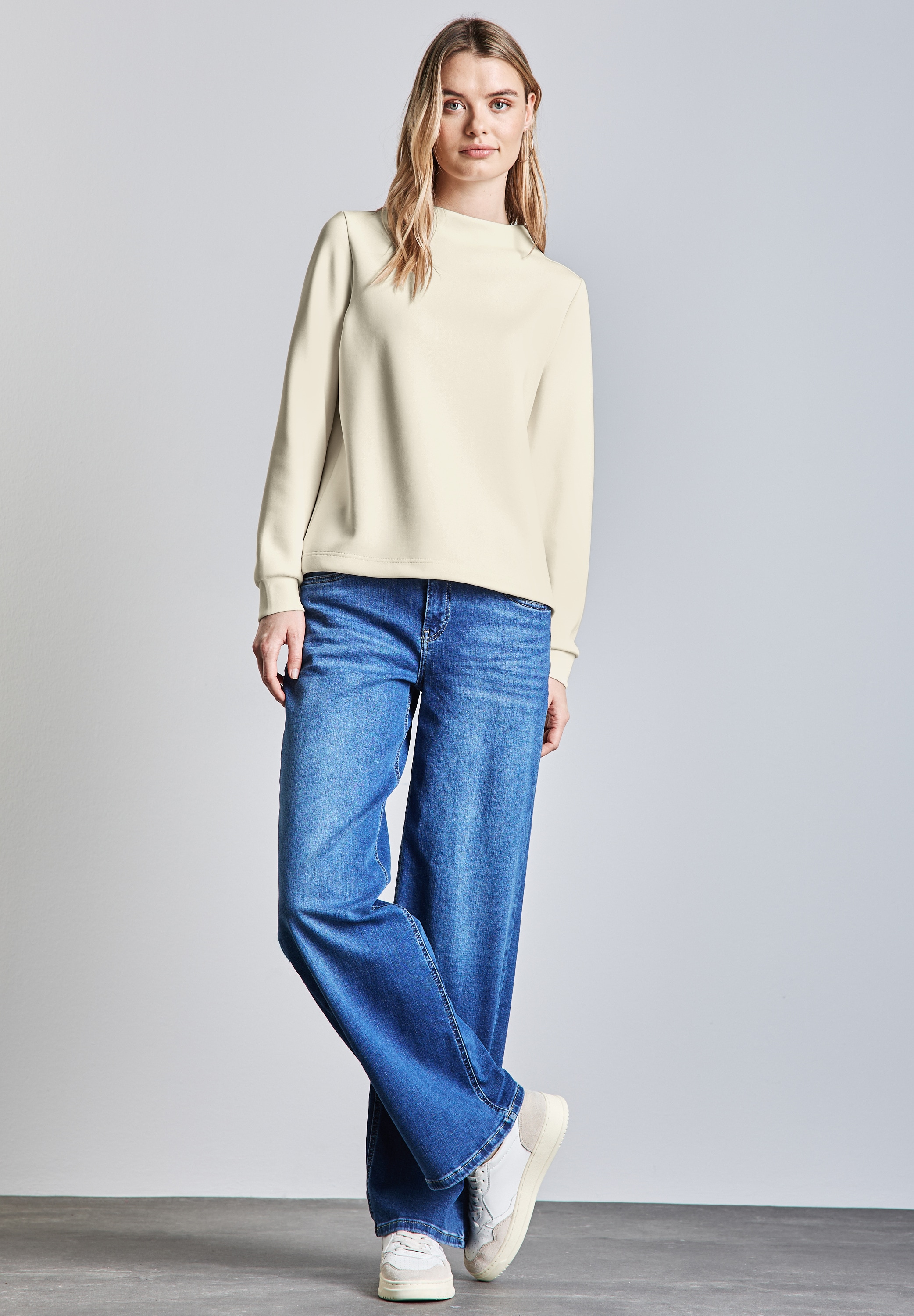 STREET ONE Langarmshirt, aus softem Materialmix