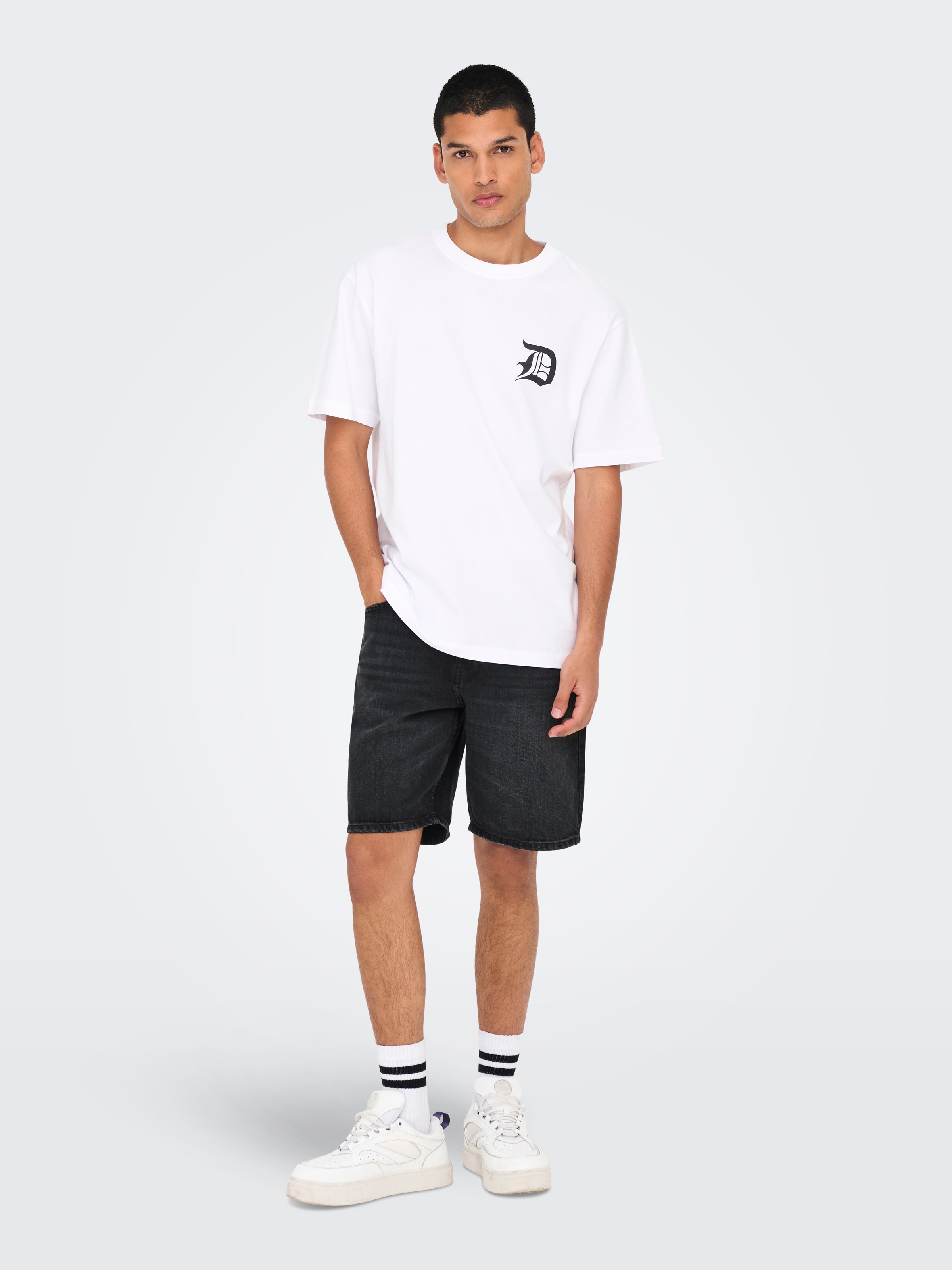 Shorts ONLY & SONS "ONSEDGE BLACK 2047 TAI DNM SHORTS", Herren, Gr. S, N-Gr, schwarz (schwarz denim), Web, Obermaterial: 100% Baumwolle, unifarben, straight fit knielang, Hosen Shorts 3