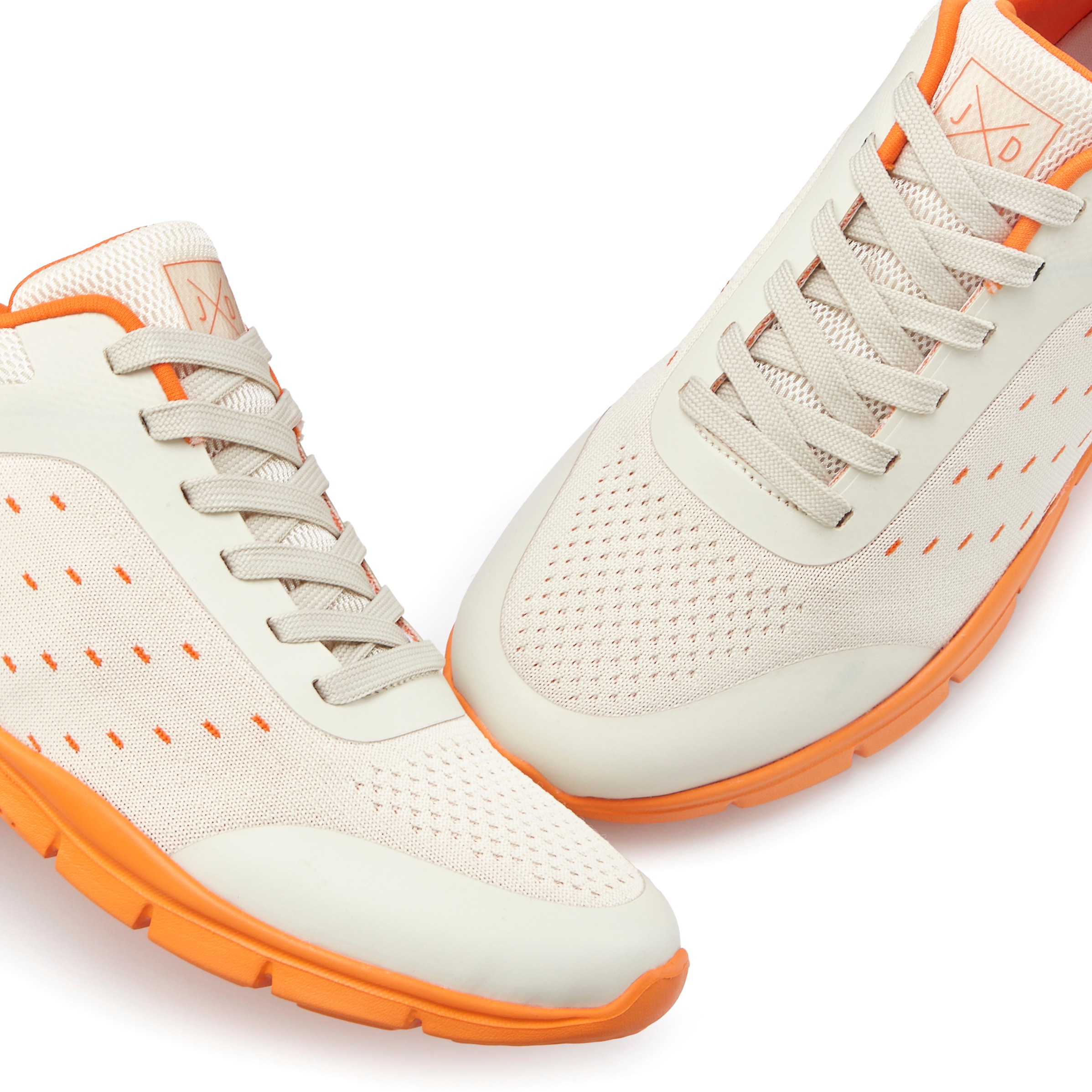 John Devin Sneaker »Schnürschuh, Freizeitschuhe, Schnürhalbschuhe, Halbschuh, Turnschuh«  im sportiven Look mit farbiger Sohle VEGAN