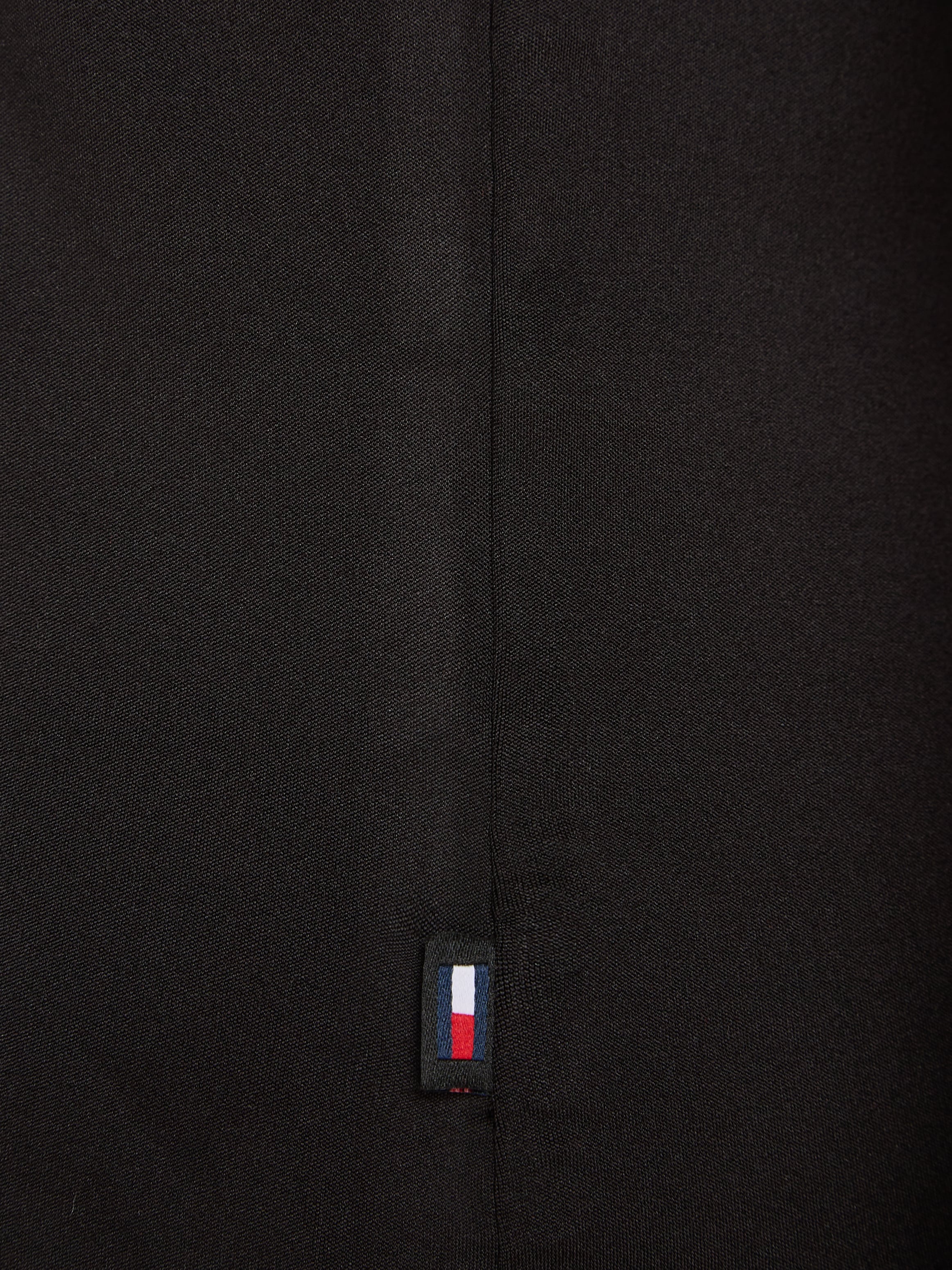Tommy Jeans Crop-Top, mit eckigen Ausschnitt und stylischer Zusatzschnur