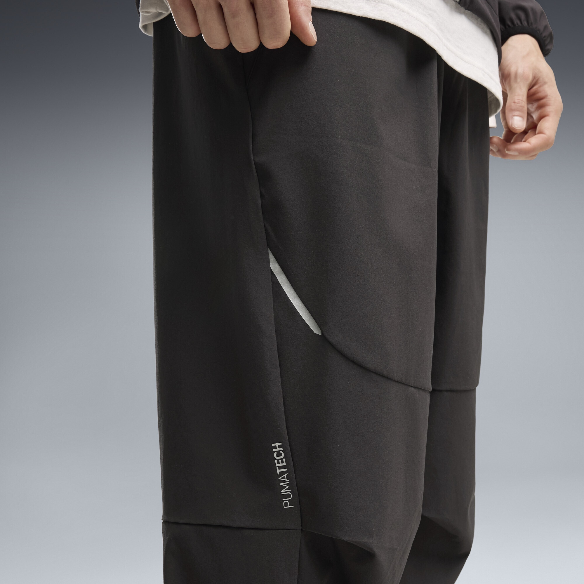 PUMA Sporthose »PUMATECH 4-Way Stretch Oversized Trainingshose Herren«