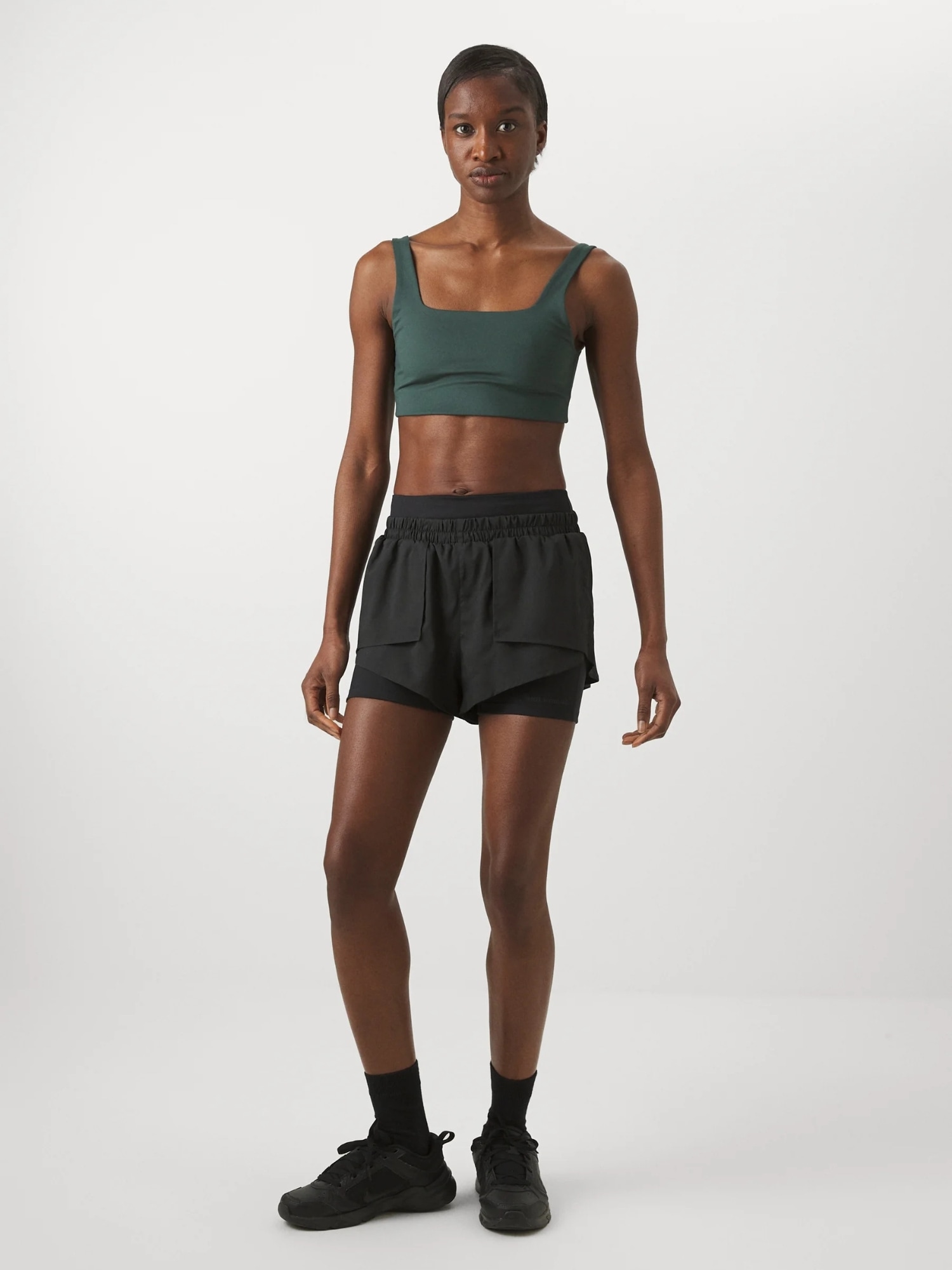 GIRLFRIEND COLLECTIVE Shorts »Girlfriend Collective Shorts Fallon«