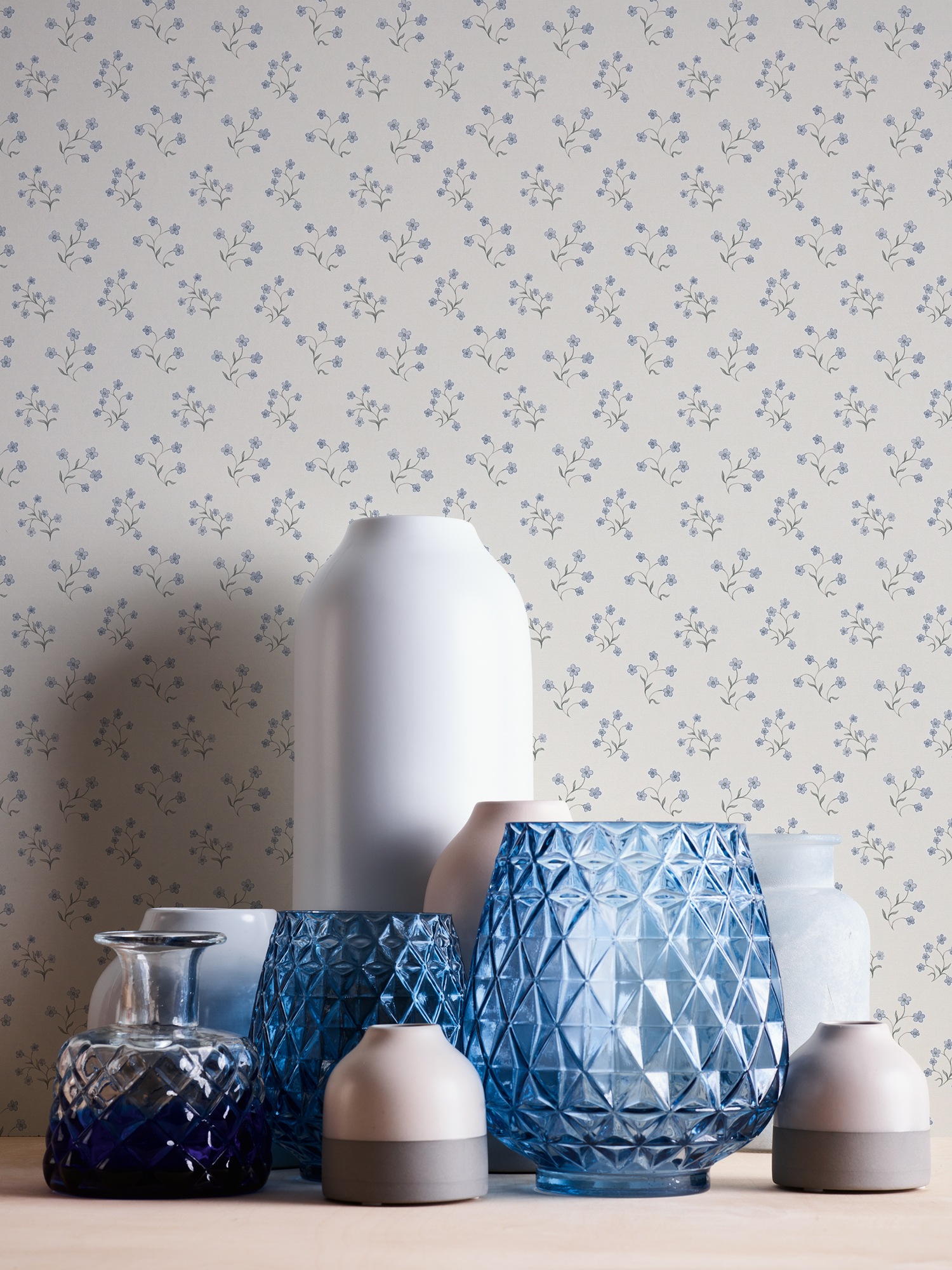 A.S. Création Vliestapete »Florale Landhaustapete«, matt-gemustert-neutral, Blümchen-Tapete Zierlich Tapeten Wohnzimmer Schlafzimmer Küche Design