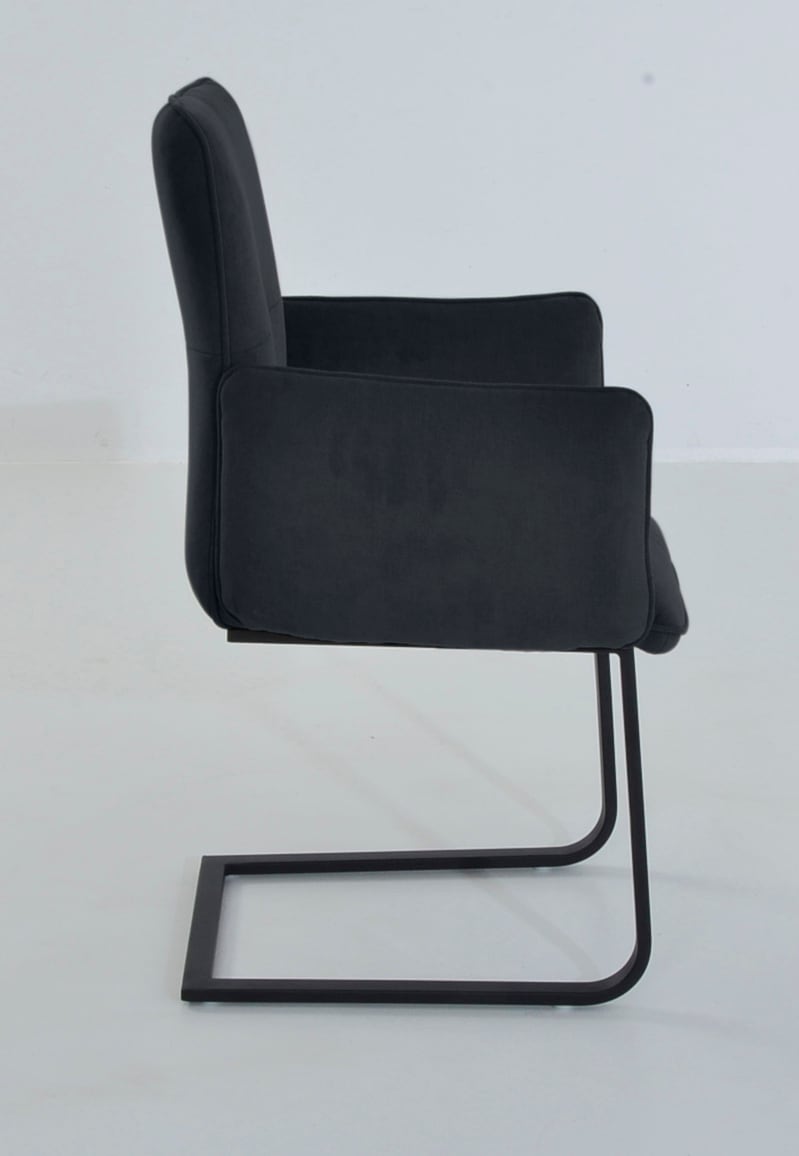 K+W Komfort & Wohnen Freischwinger »6502«, Aqua Clean, Freischwinger mit Armlehnen, Flachstahlkufe in schwarz