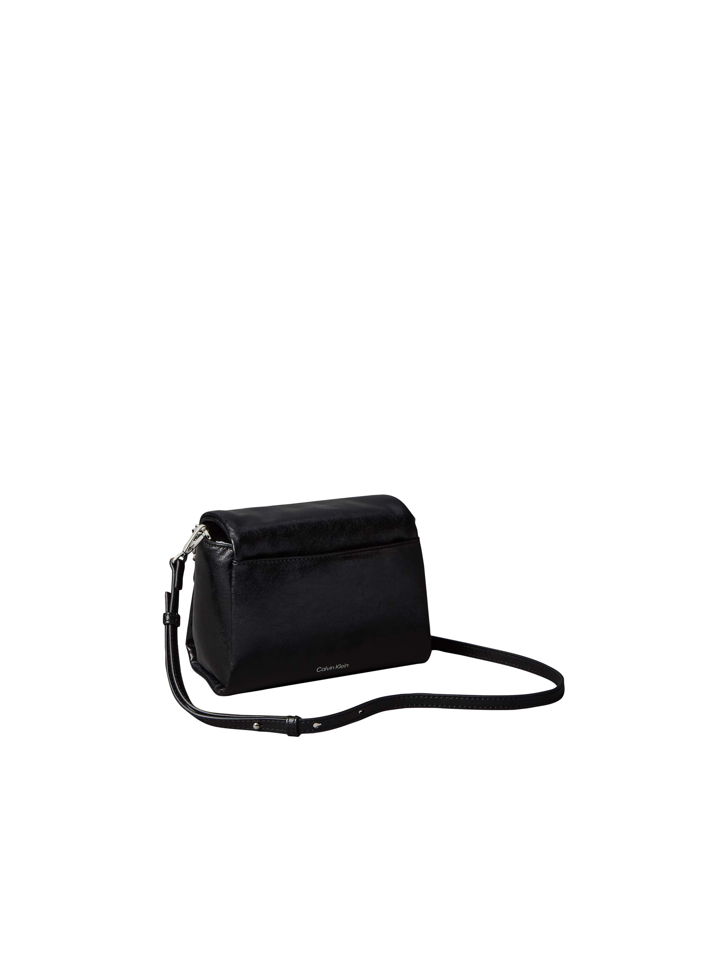 Calvin Klein Umhängetasche »EMBLEM HW PADDED CROSSBODY« Damen Schultertasche, Handtasche mit Schmucklogo