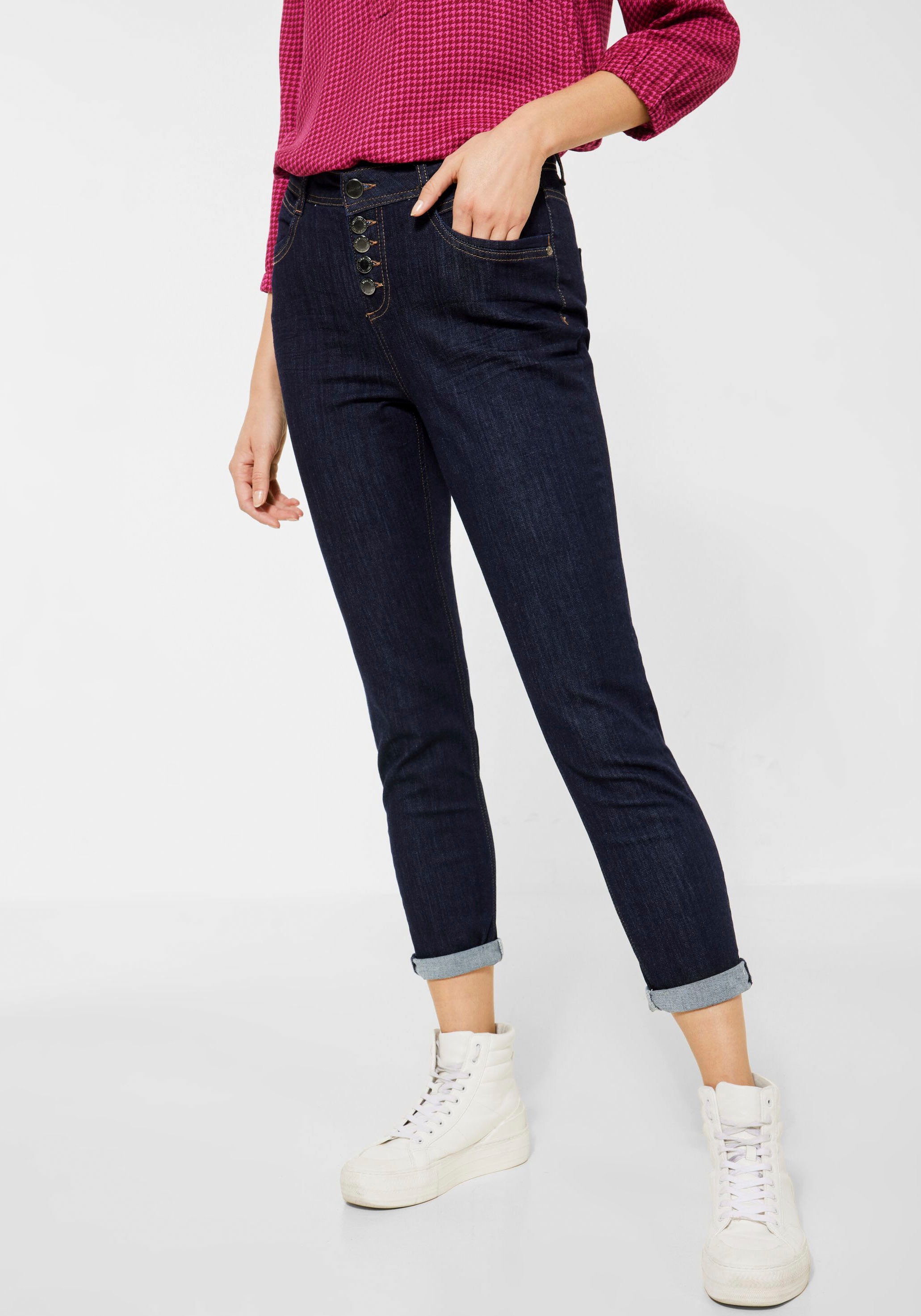STREET ONE | an mit BAUR Gürtelschlaufen Kontrastnähten »Style Mom«, kaufen den Slim-fit-Jeans