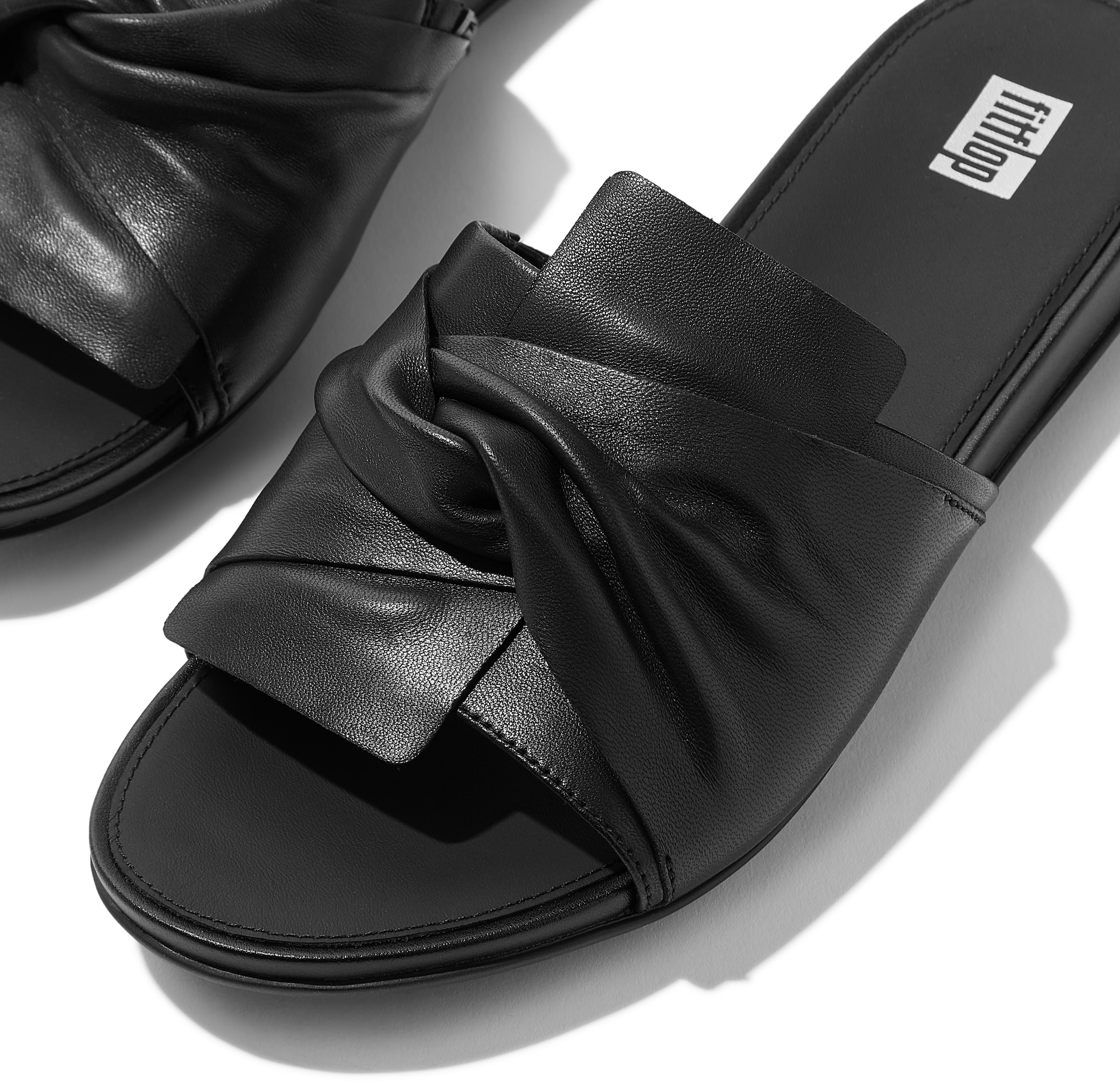 Fitflop Pantolette »GRACIE SOFT-TWIST LEATHER SLIDES«, Pool Slides, Sandale mit DYNAMICUSH-Technologie