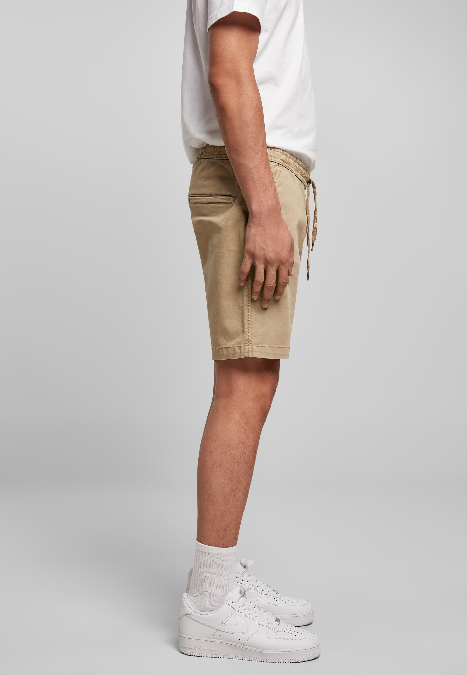 URBAN CLASSICS Stoffhose »Urban Classics Herren Stretch Twill Joggshorts«, (1 tlg.)