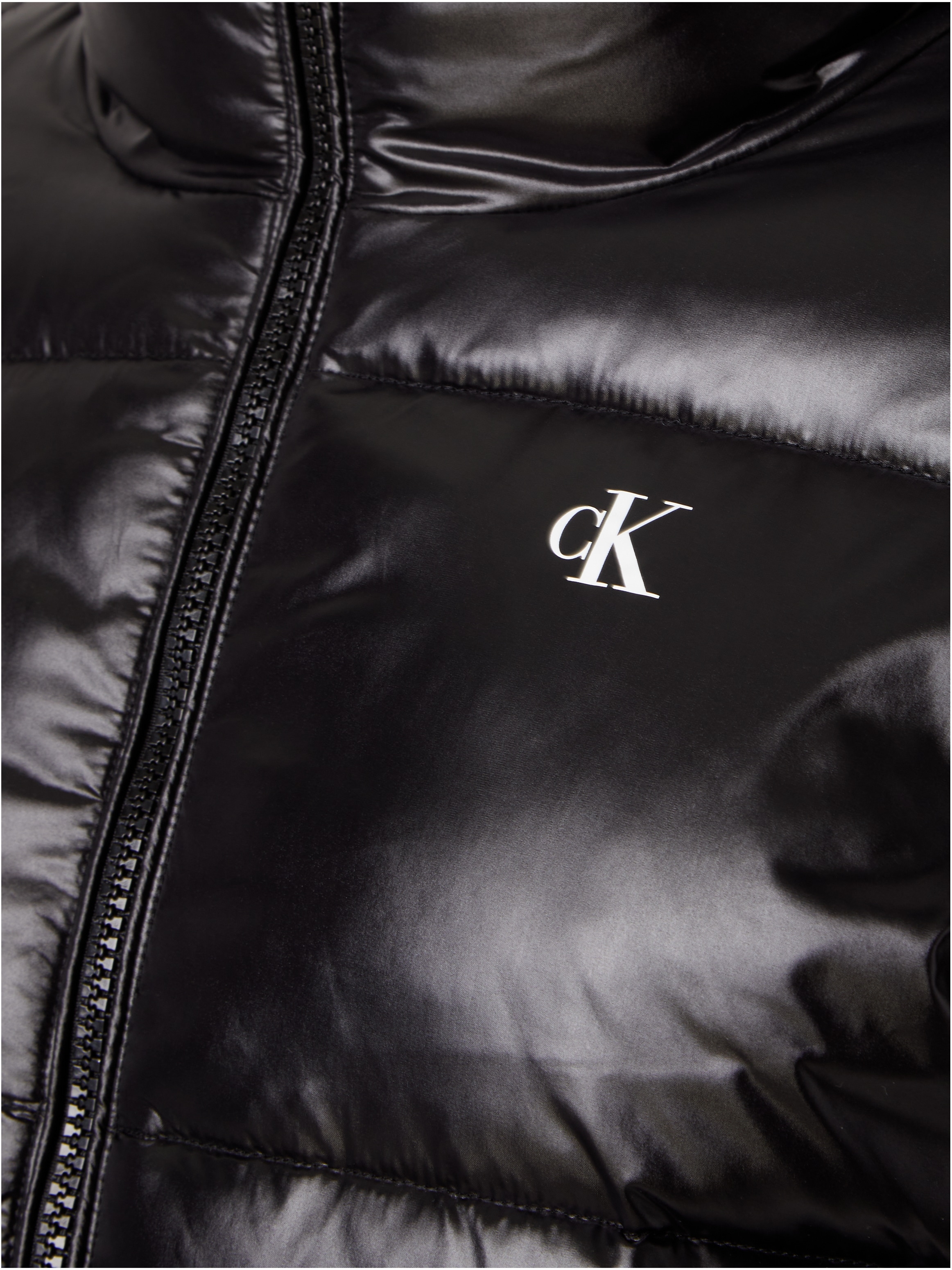 Calvin Klein Jeans Langjacke »SHINY LONG FITTED JACKET«, mit Kapuze, in  glänzender Optik online bestellen | BAUR | Outdoormäntel