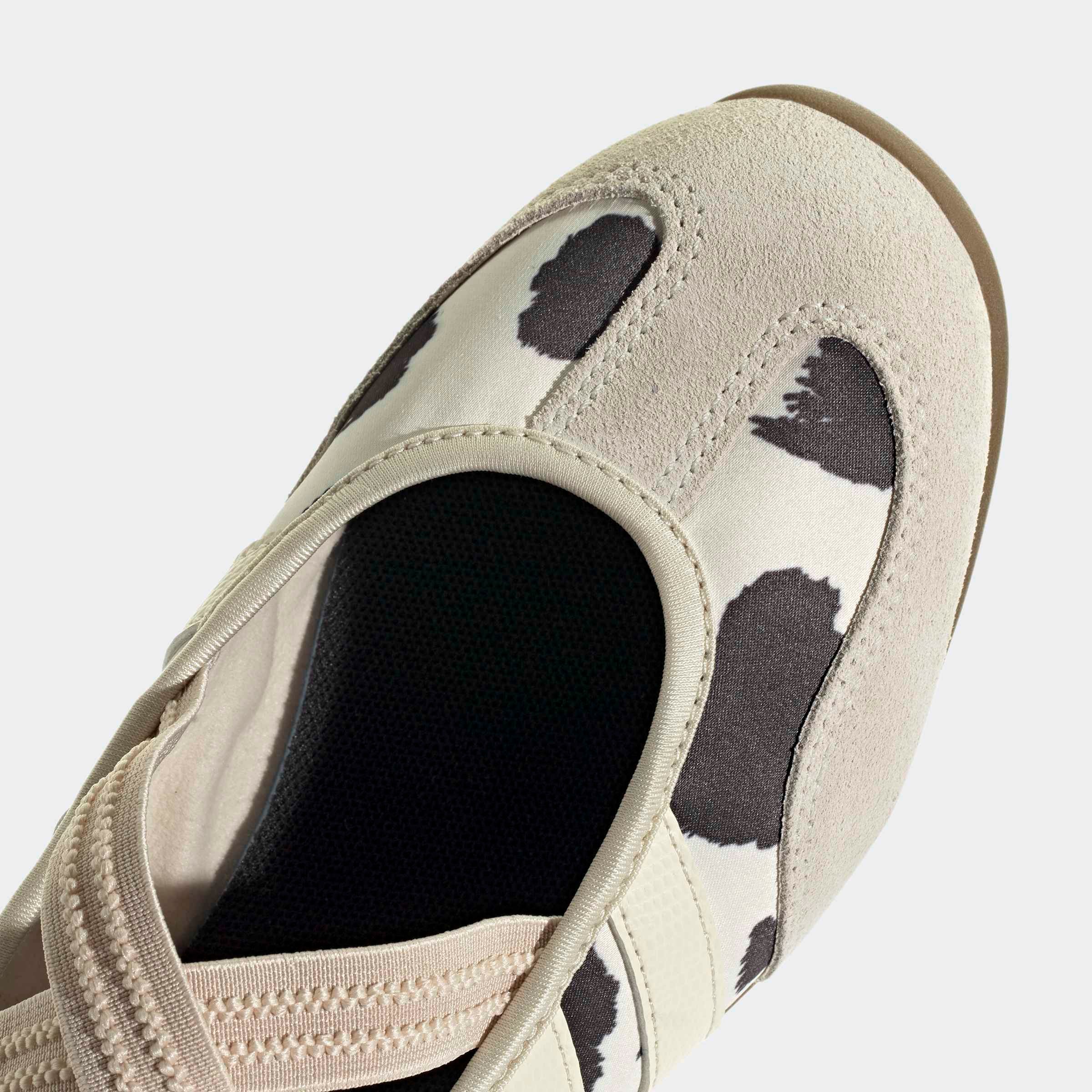 adidas Sportswear Sneaker Ballerinas »BARREDA MARY JANE«  mit Kuh Muster