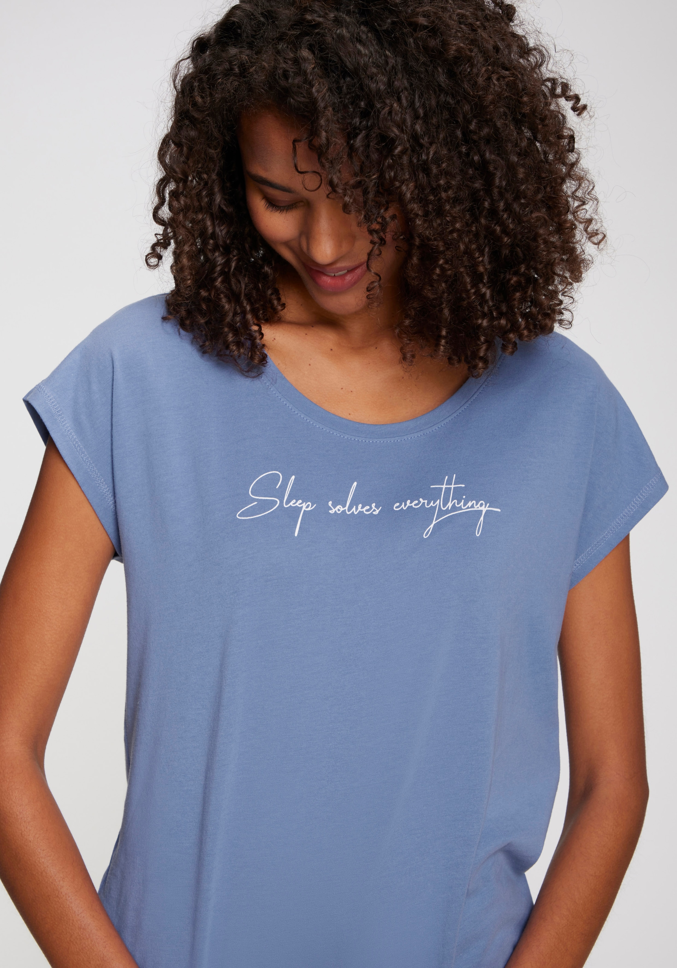 Vivance Dreams T-Shirt, Mit kleinem Frontprint