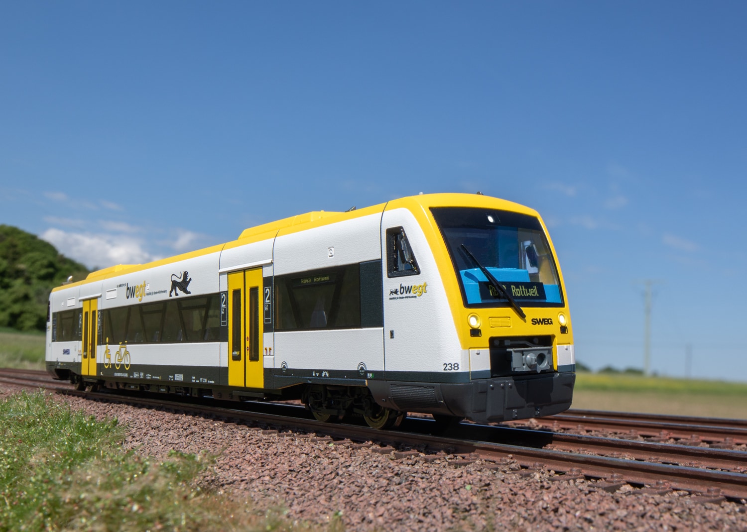 MÄRKLIN Kinder Personenwagen "Dieseltriebwagen Regio Shuttle RS1, Baureihe 650 - 36966", gelb, Kunststoff, Metall, L:29,3cm,
