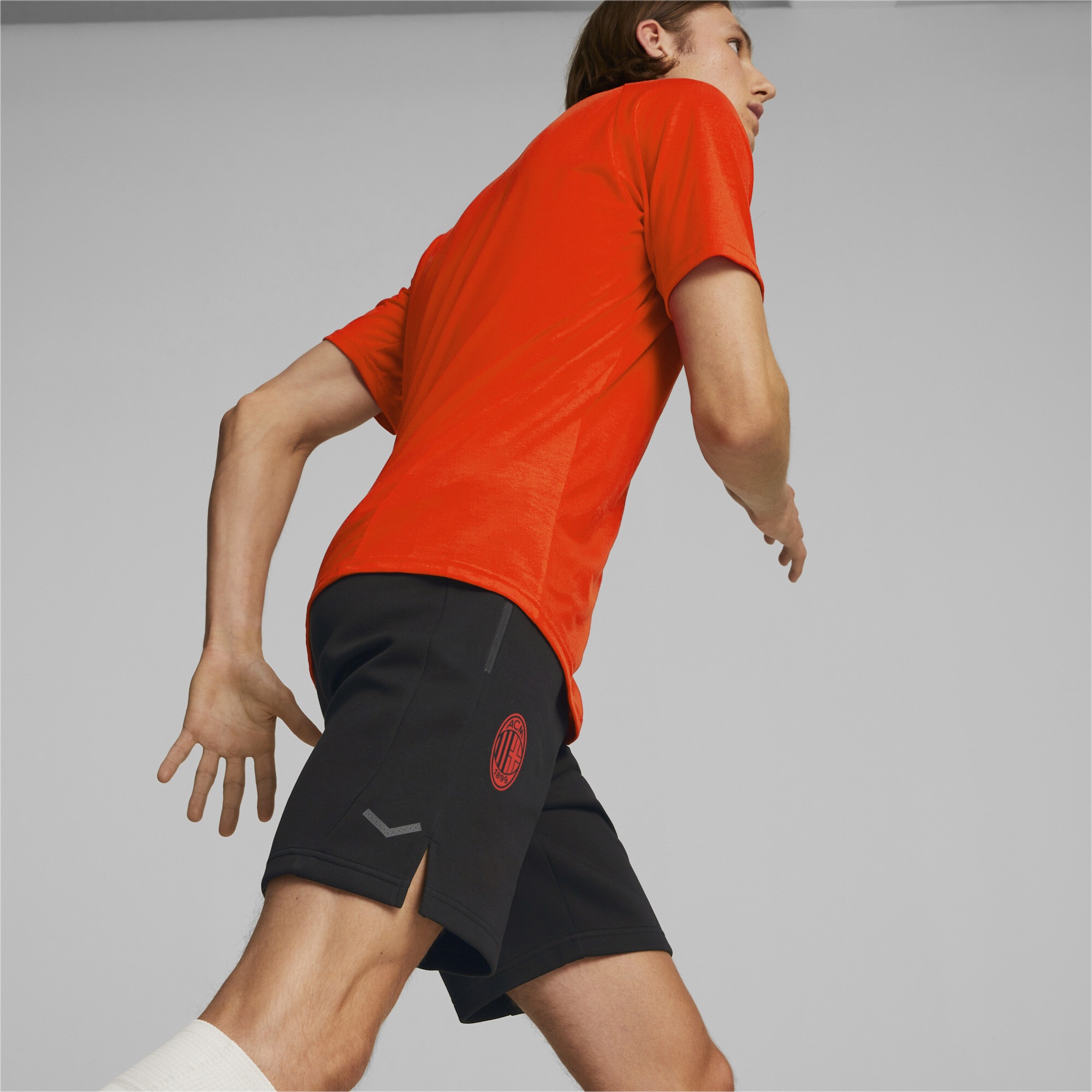 PUMA Sporthose »A.C. Milan Casuals Fußball-Shorts Herren«