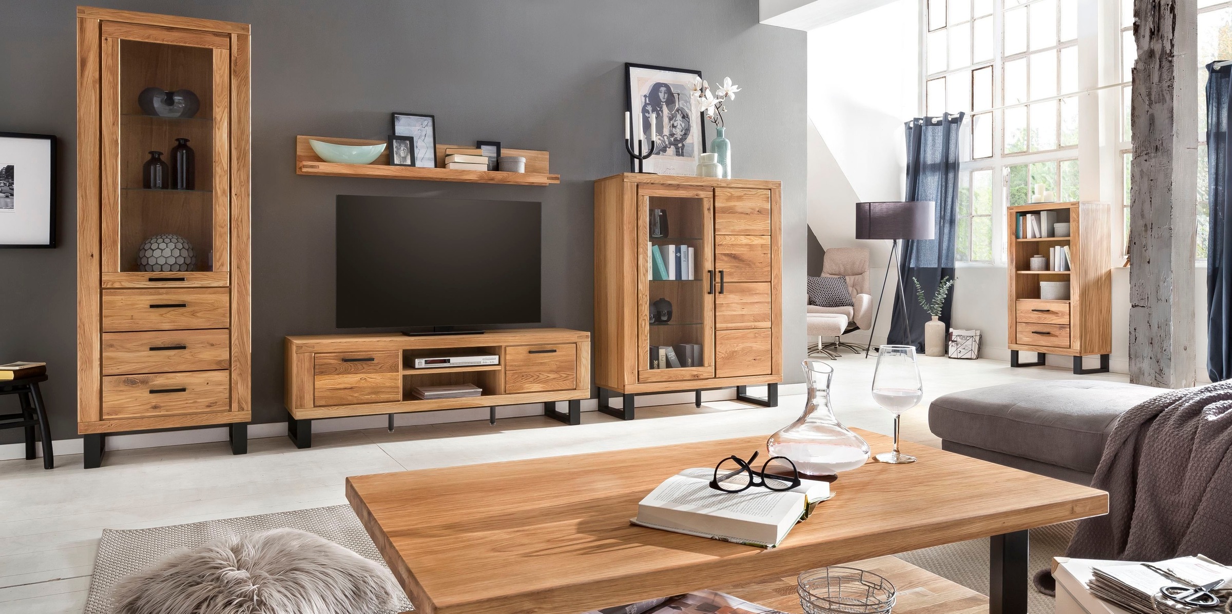 Home affaire Sideboard 1 Stk. tlg. Industriestil, Teilmassiv Eiche, schwarz günstig online kaufen