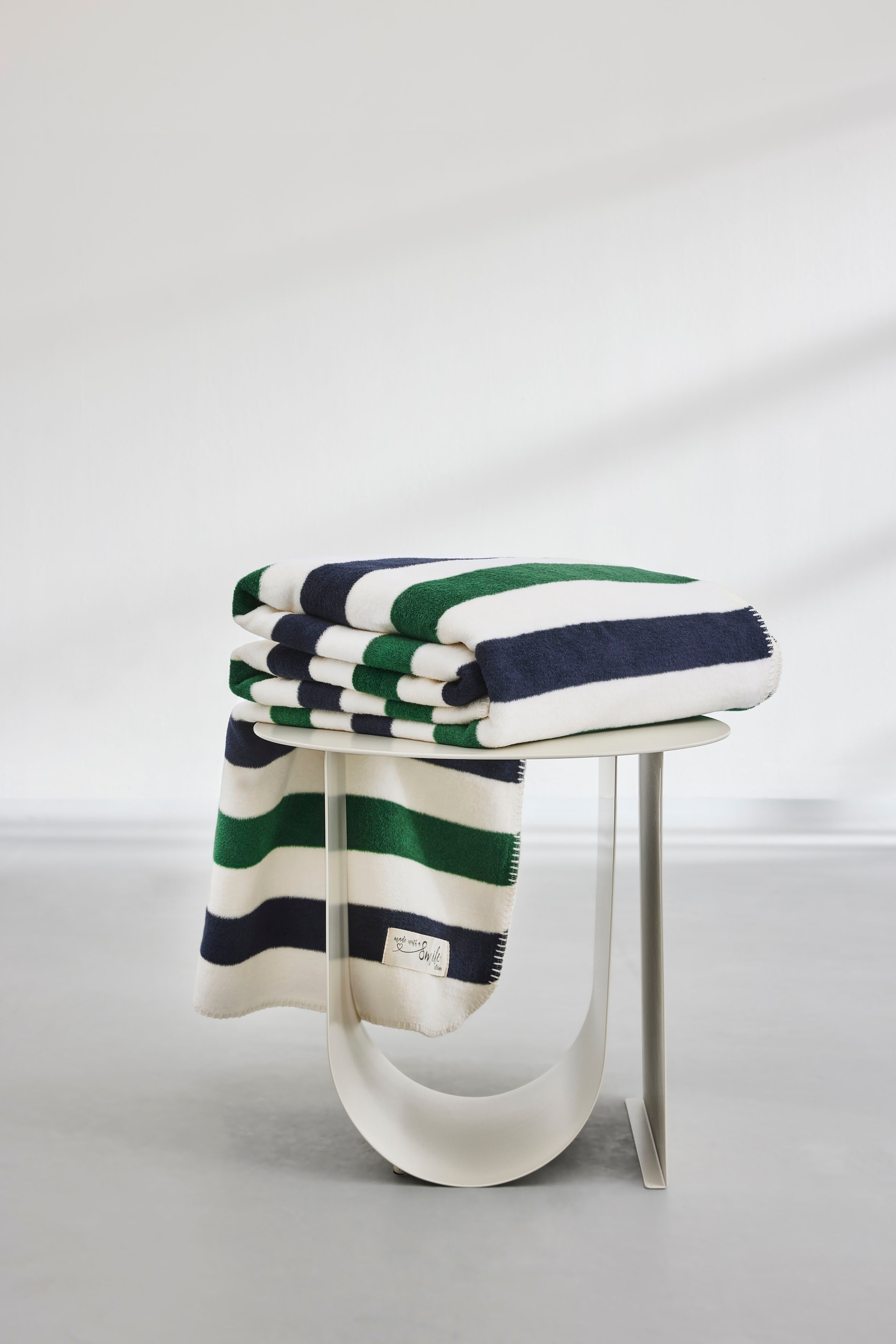 s.Oliver Wohndecke »Jacquard Decke s.Oliver«, im Streifen-Design