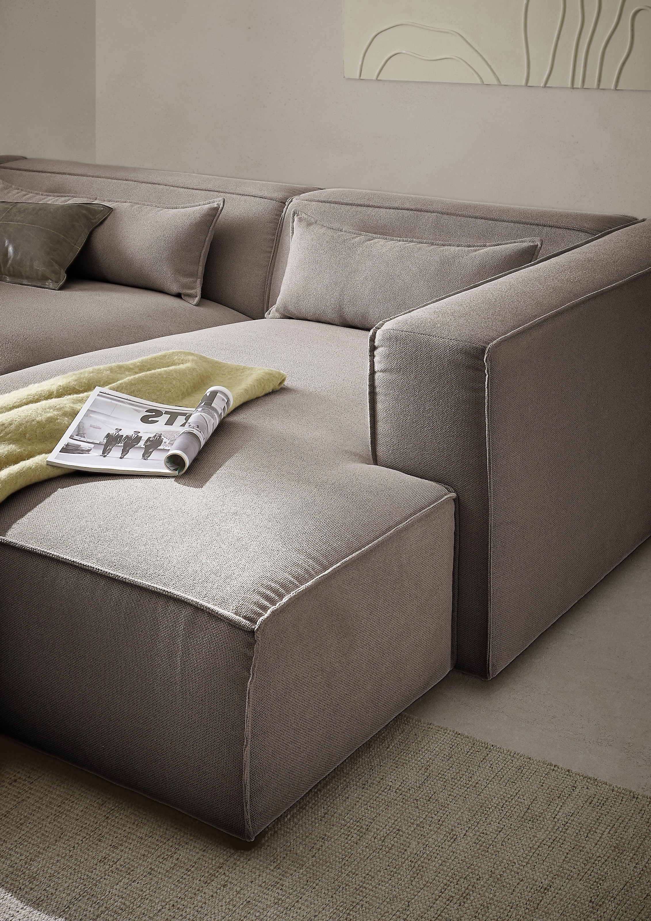 LeGer Home by Lena Gercke Ecksofa »PIARA XXL, Big-Sofa in Cord oder Leinenoptik, L-Form, mit Kedernaht«, wahlweise Ottomane rechts/links, schwarze Füße, extra tiefe Sitzfläche