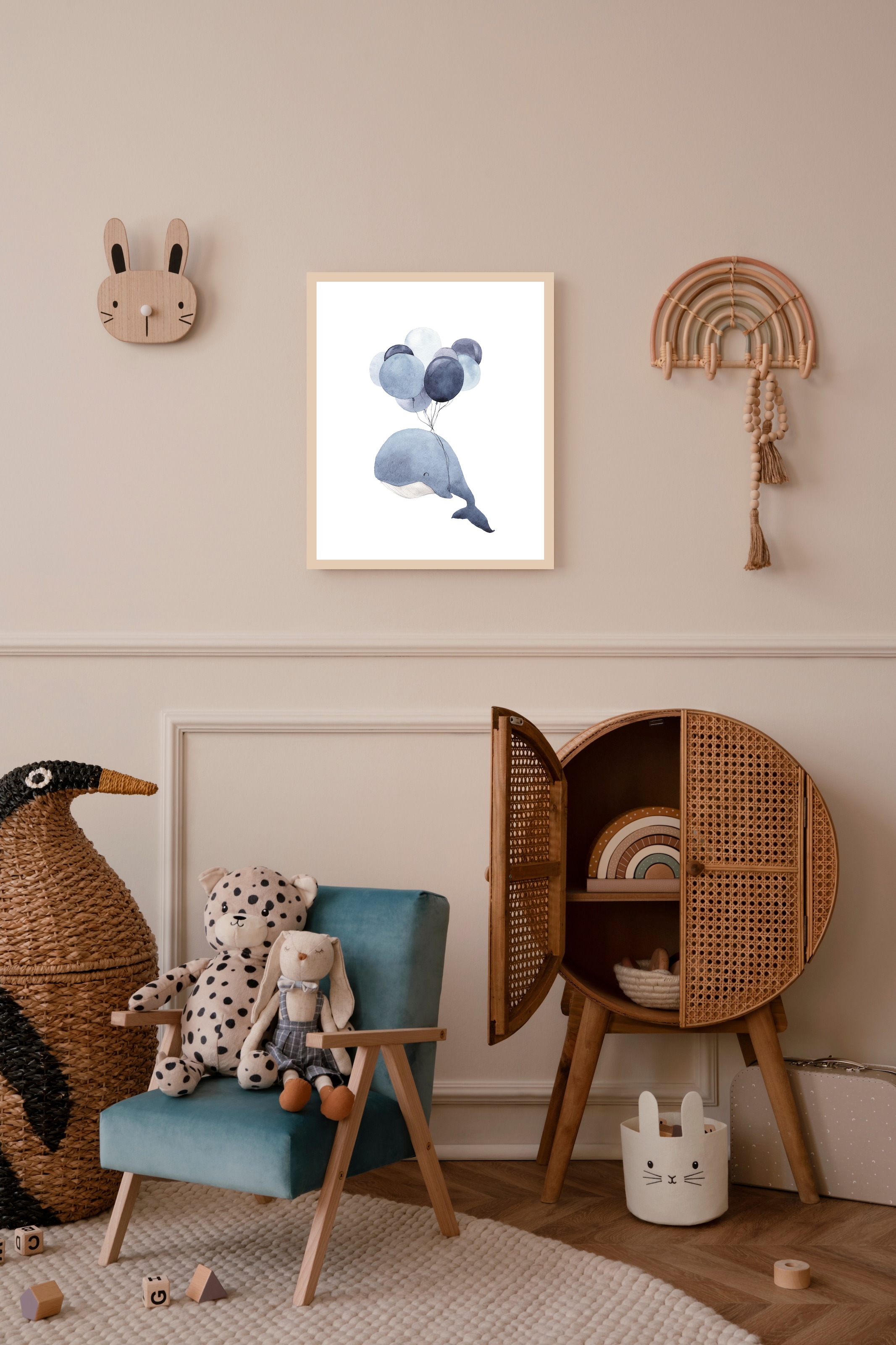 Lüttenhütt Bild mit Rahmen »Wal mit Luftballons«, Fantasy-Luftballon-Tiere-Wassertiere, (1 St.), Premium Rahmenbild, Motive in wunderschönen Pastelltönen