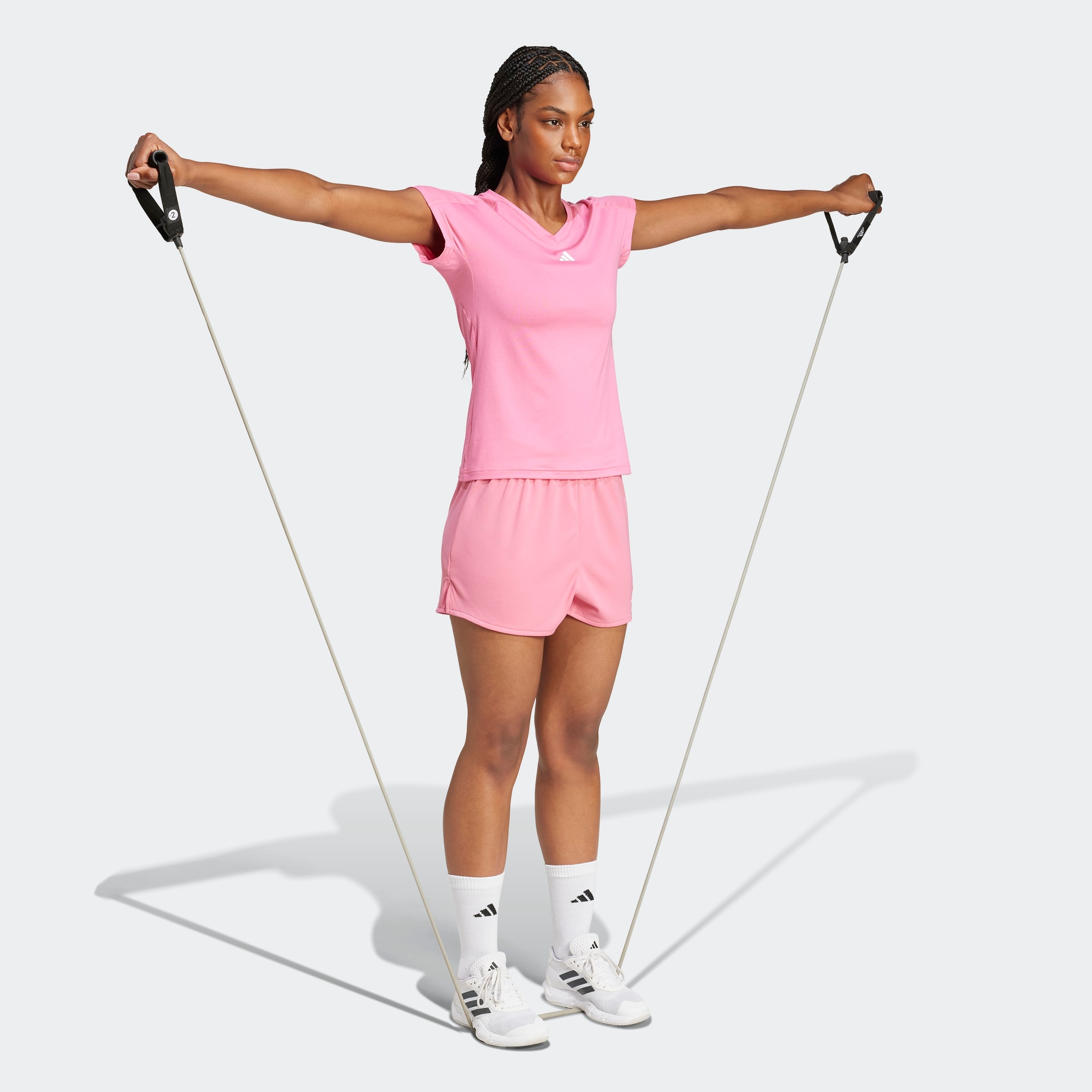 adidas Performance T-Shirt »TR-ES MIN T«, Trainingsshirt, feuchtigkeitsabsorbierend mit V Ausschnitt