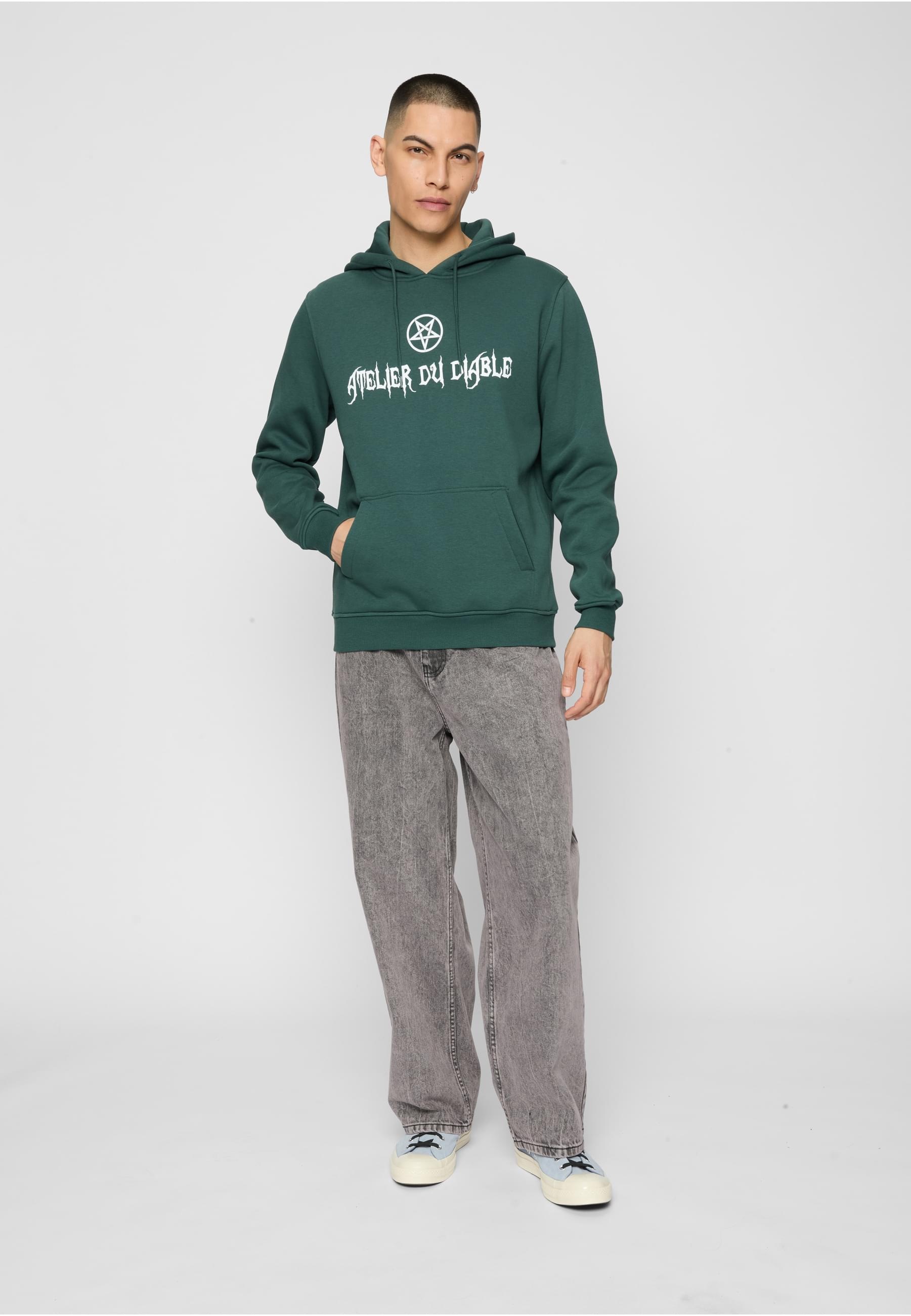 MisterTee Kapuzensweatshirt »MisterTee Herren Atelier Du Diable Hoody«, (1 tlg.)