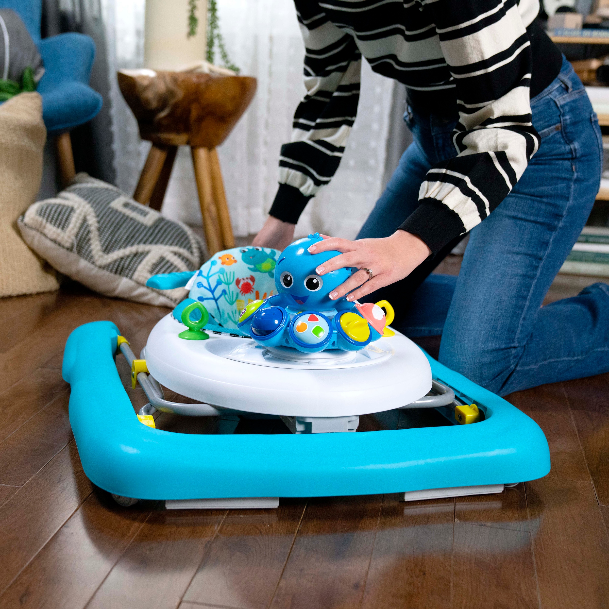 Baby Einstein Lauflernhilfe »Step & Twirl Opus™ 4-in-1 Activity Walker«, mit Licht und Sound