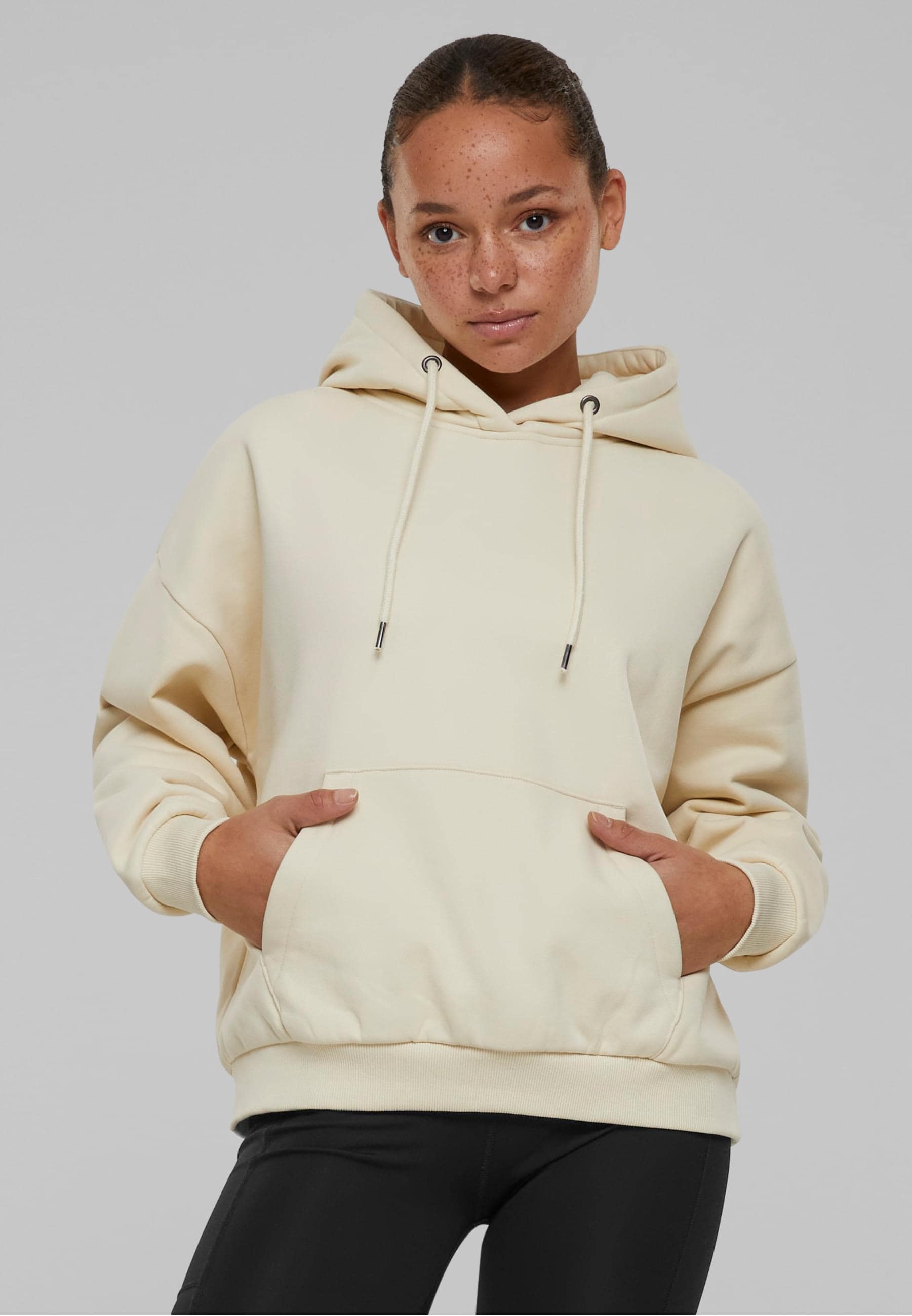 URBAN CLASSICS Kapuzenpullover »Urban Classics Damen Ladies Oversized Ultra Heavy Hoody« 1 Stk. tlg.