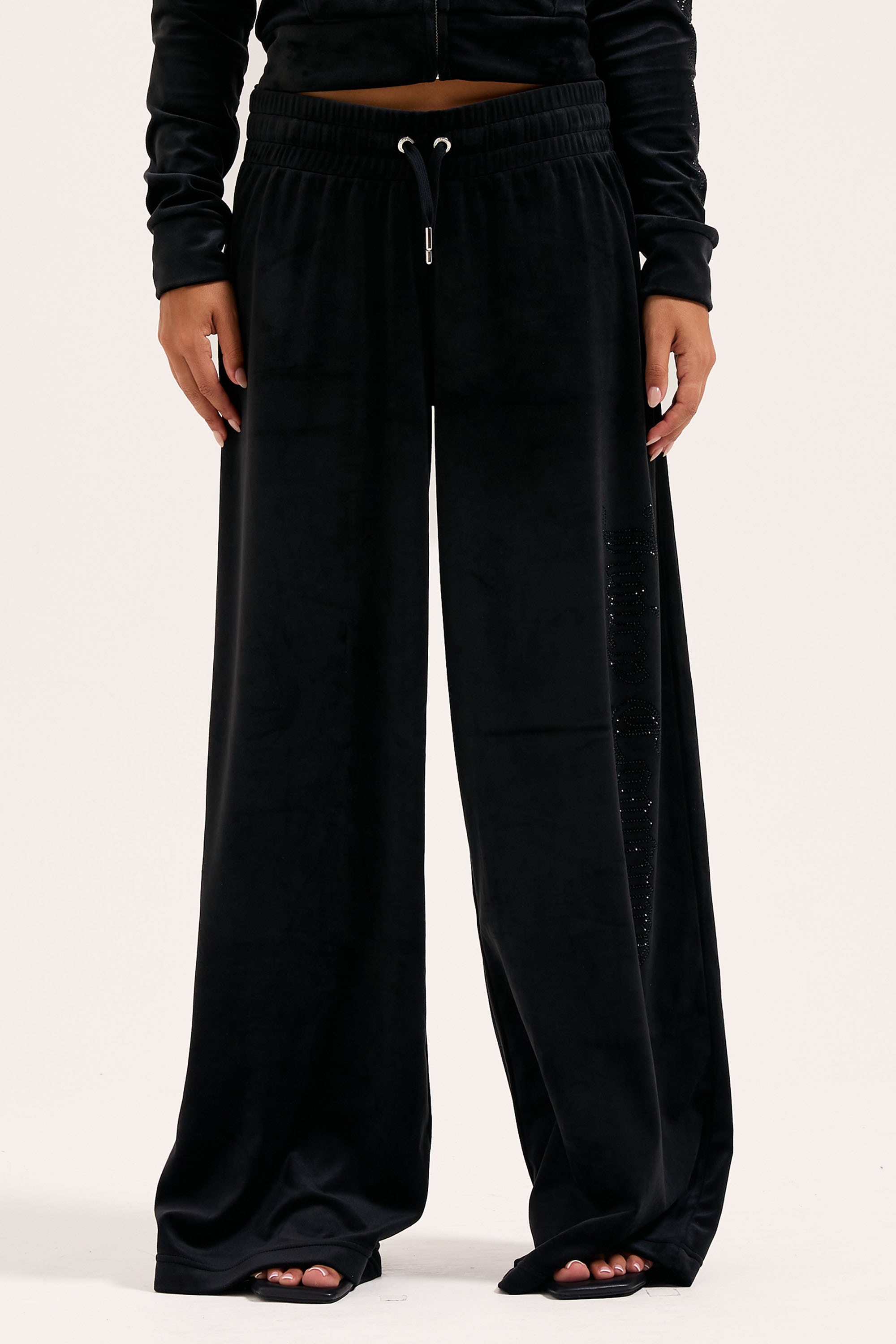 Juicy Couture Sweathose »CHEVIOT CUFFED VELOUR JOGGER Damen«  Trainingshose Damen, Sweathose, Velour, Jogginghose mit Glitzer, Sale