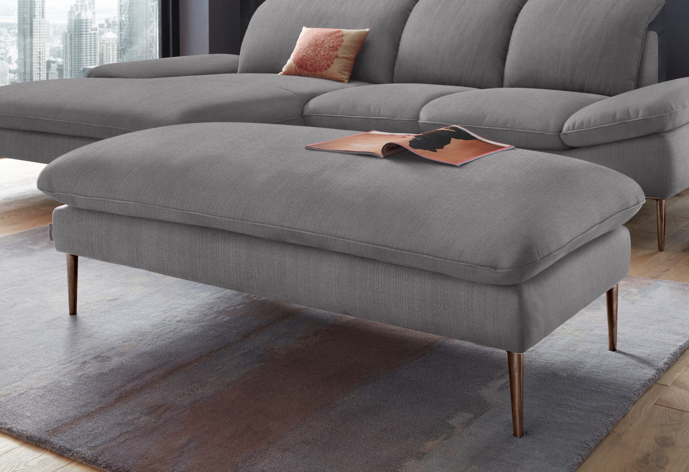Hocker W.SCHILLIG "enjoy&MORE", grau (dolphin r66), B:151cm H:45cm T:71cm, Chenille-Flachgewebe R66 (85% Polyester, 15% Nylon);Longlife Xtra-Leder Z59: Glattleder mit modischer Prägung. Hautstärke 0, 9 - 1, 1 mm;Stoff S37 (100% Polyester), Hocker, Hocker, 10