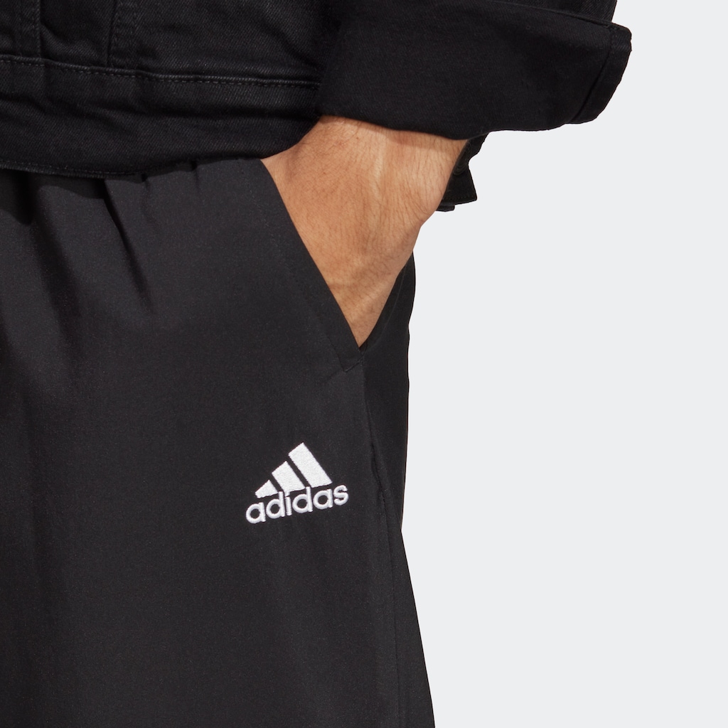 adidas Sportswear Sporthose »AEROREADY ESSENTIALS STANFORD ELASTIC CUFF SMALL LOGO HOSE«, (1 tlg.)