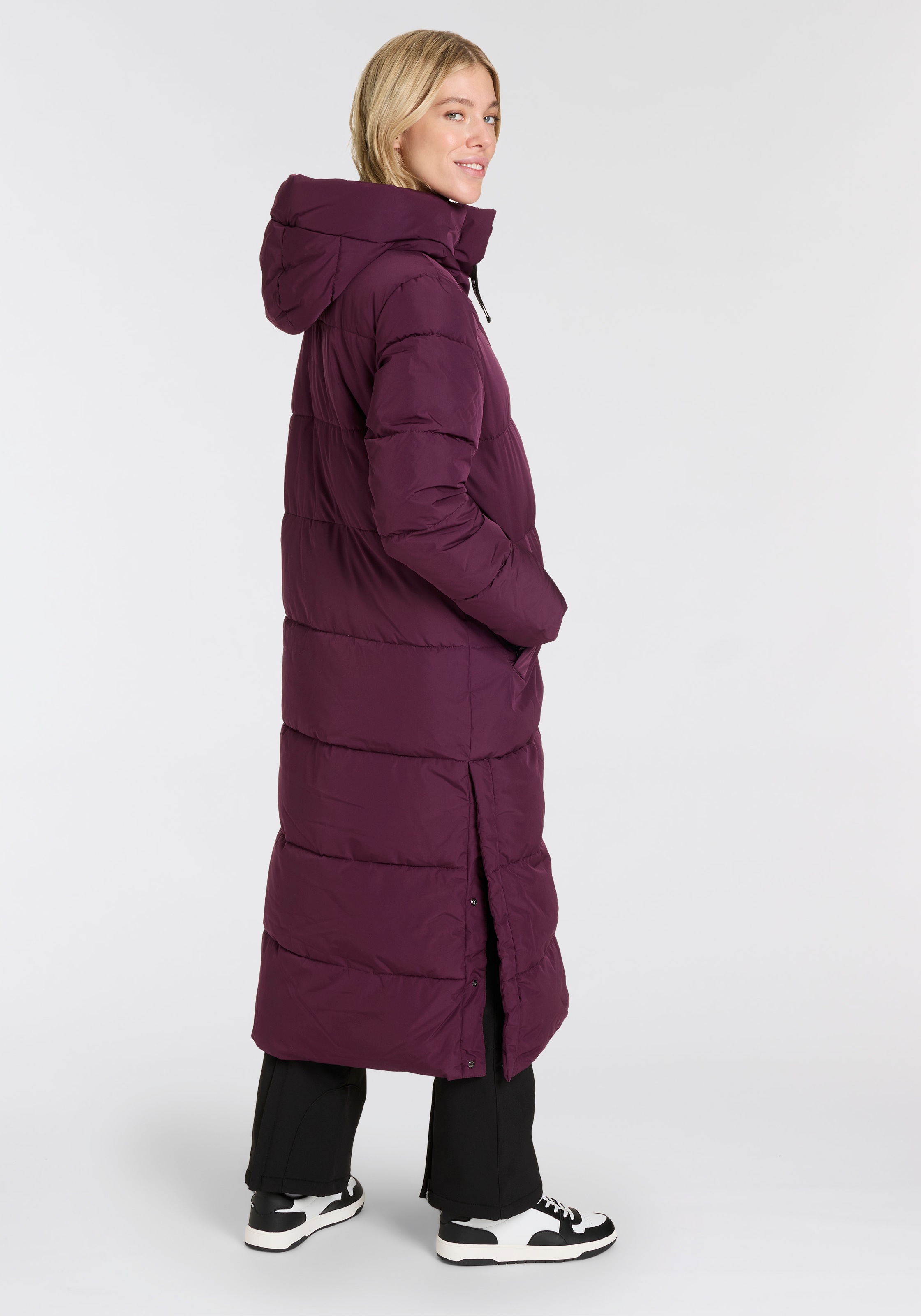 Icepeak Steppmantel "ADDIA" 1 Stk. tlg. mit Markenlederpatch am Oberarm günstig online kaufen