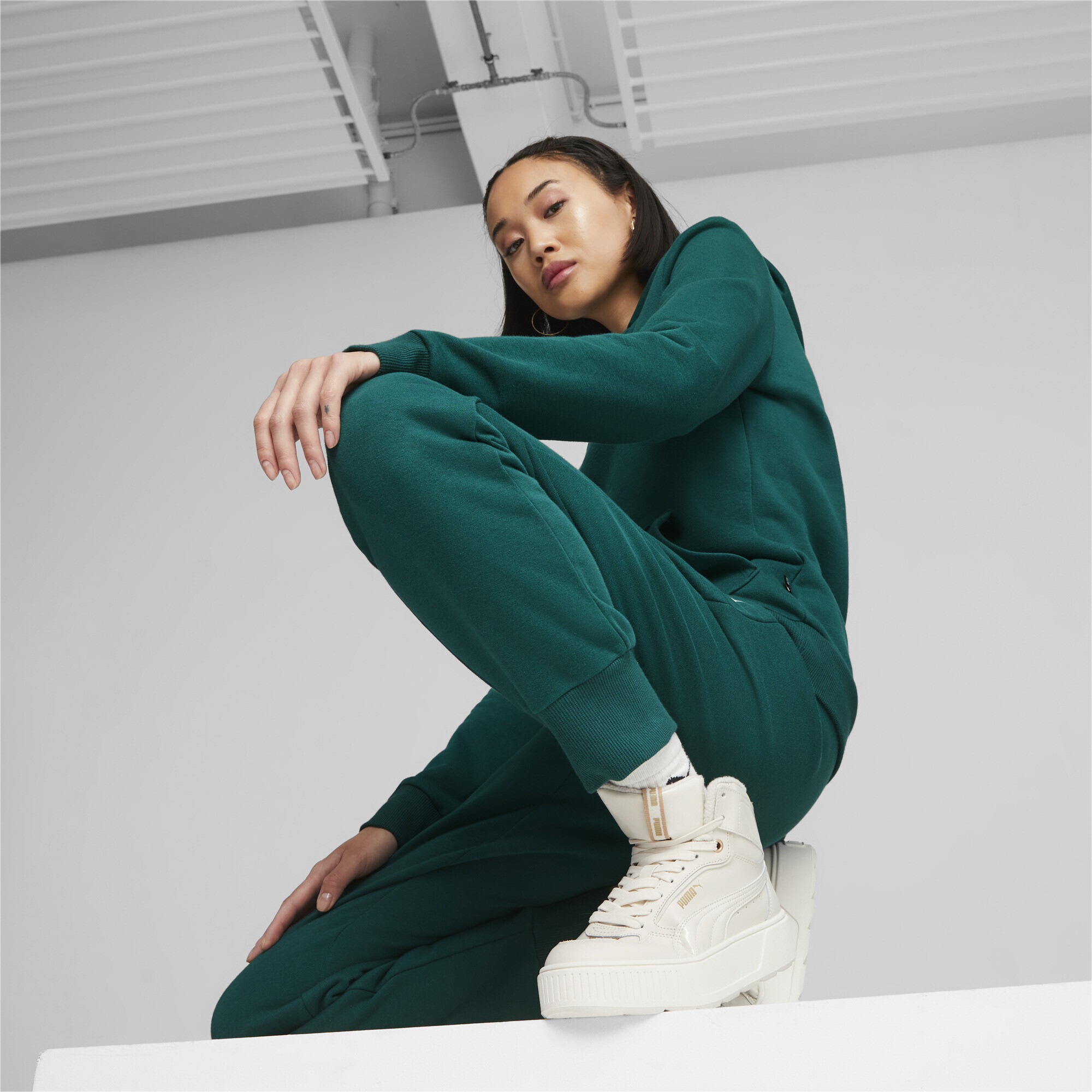 PUMA Sporthose »Essentials Jogginghose Damen«