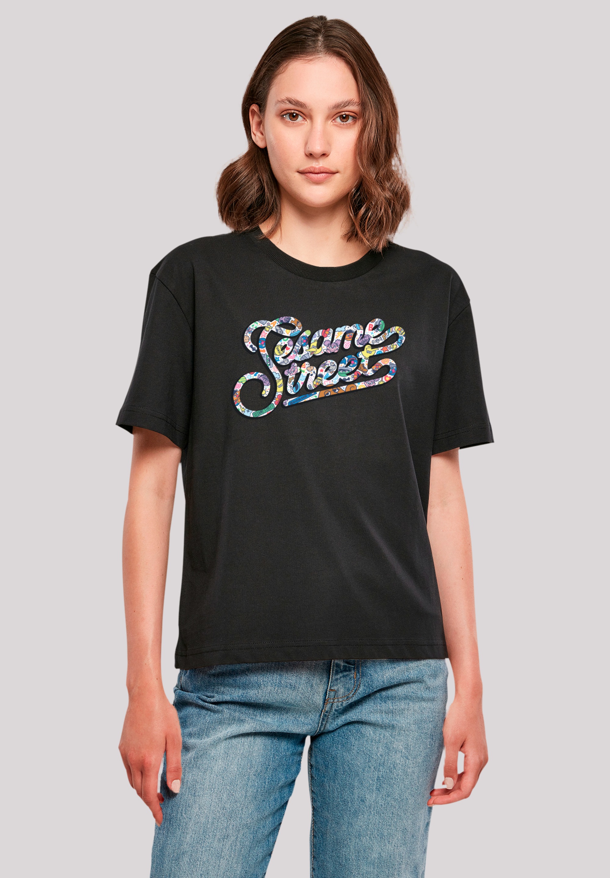 F4NT4STIC T-Shirt »Sesamstraße Coloured lettering«, Premium Qualität, Weihnachts-Kollection