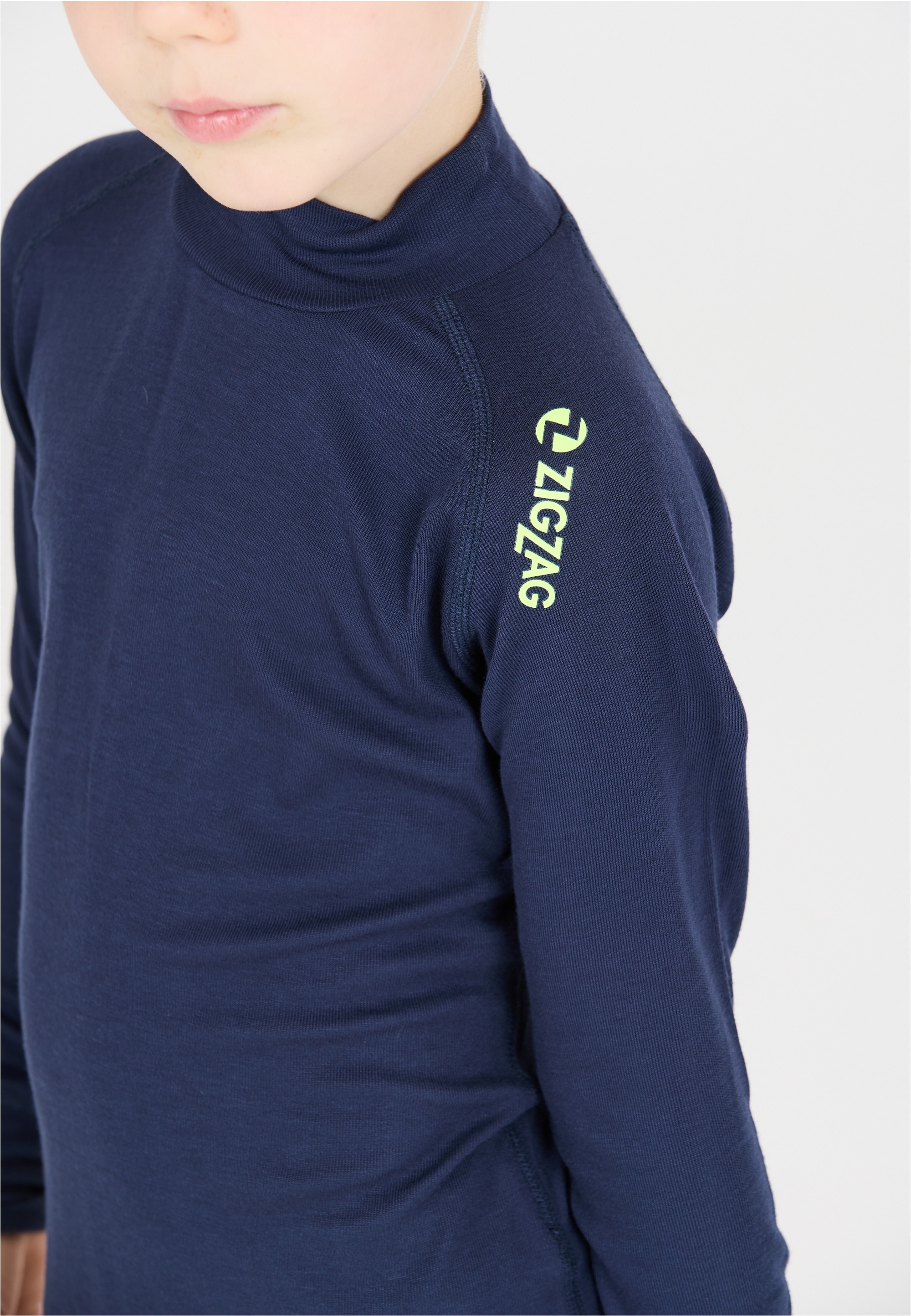 ZIGZAG Funktionsshirt »Funktionswäsche-Set Panda«, (1 tlg.), mit hohem Tragekomfort