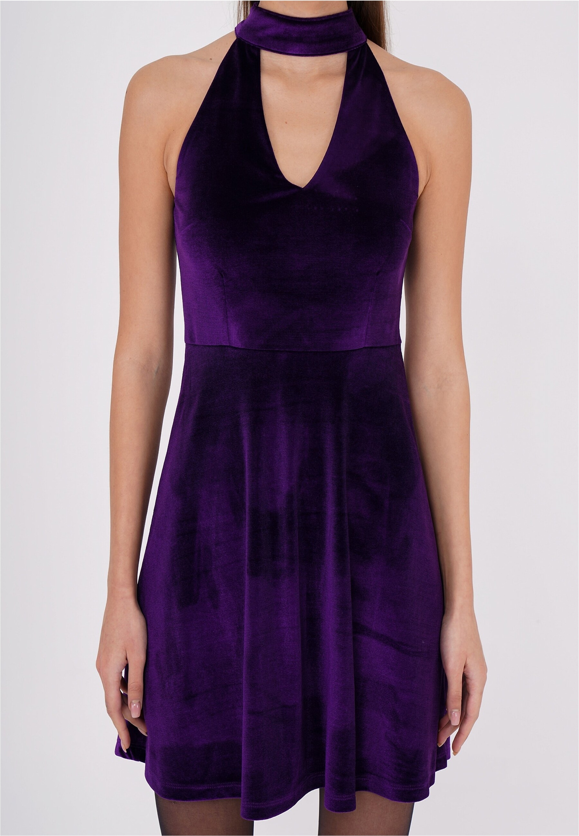 freshlions Jerseykleid »Lolie«, mit raffiniertem Neckholder-Design